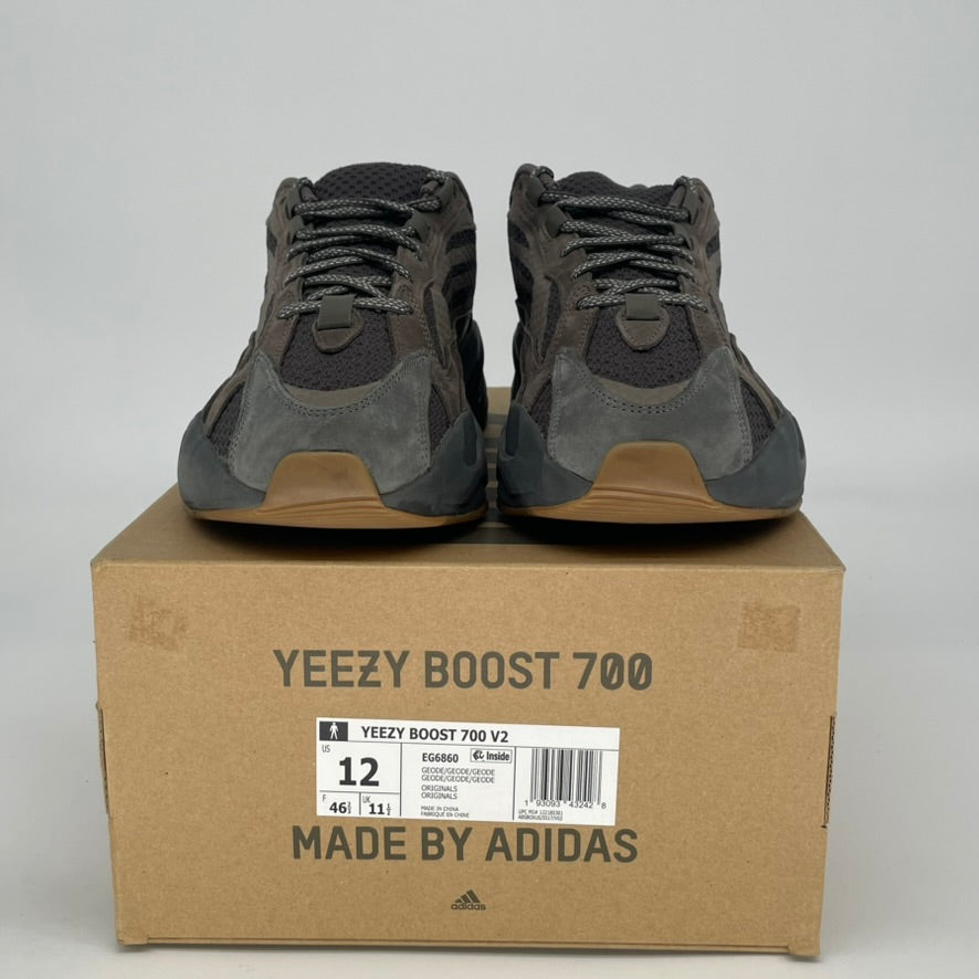 ADIDAS YEEZY 700 V2 GEODE EG6860 SIZE 12/13.5W