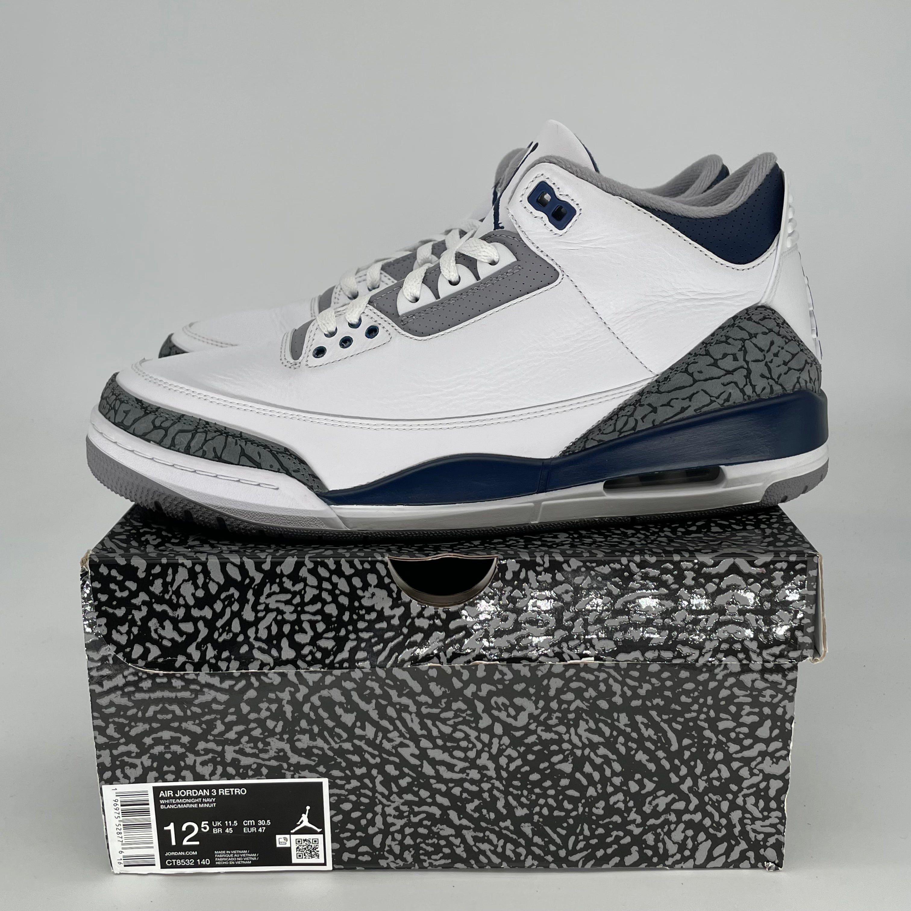 AIR JORDAN 3 MIDNIGHT NAVY SIZE 12.5/14W CT8532-140