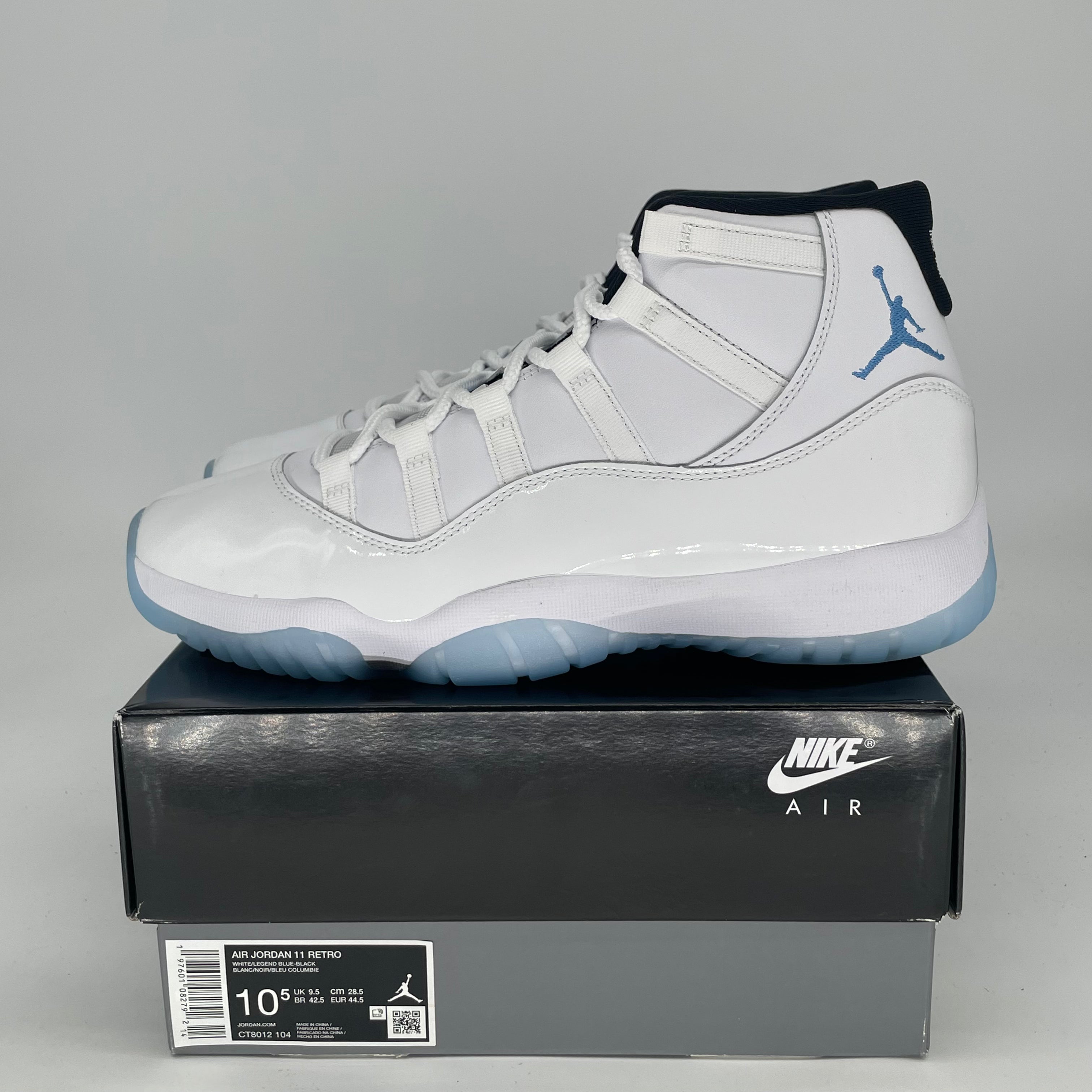 AIR JORDAN 11 LEGEND BLUE CT8012-104 SIZE 10.5/12W