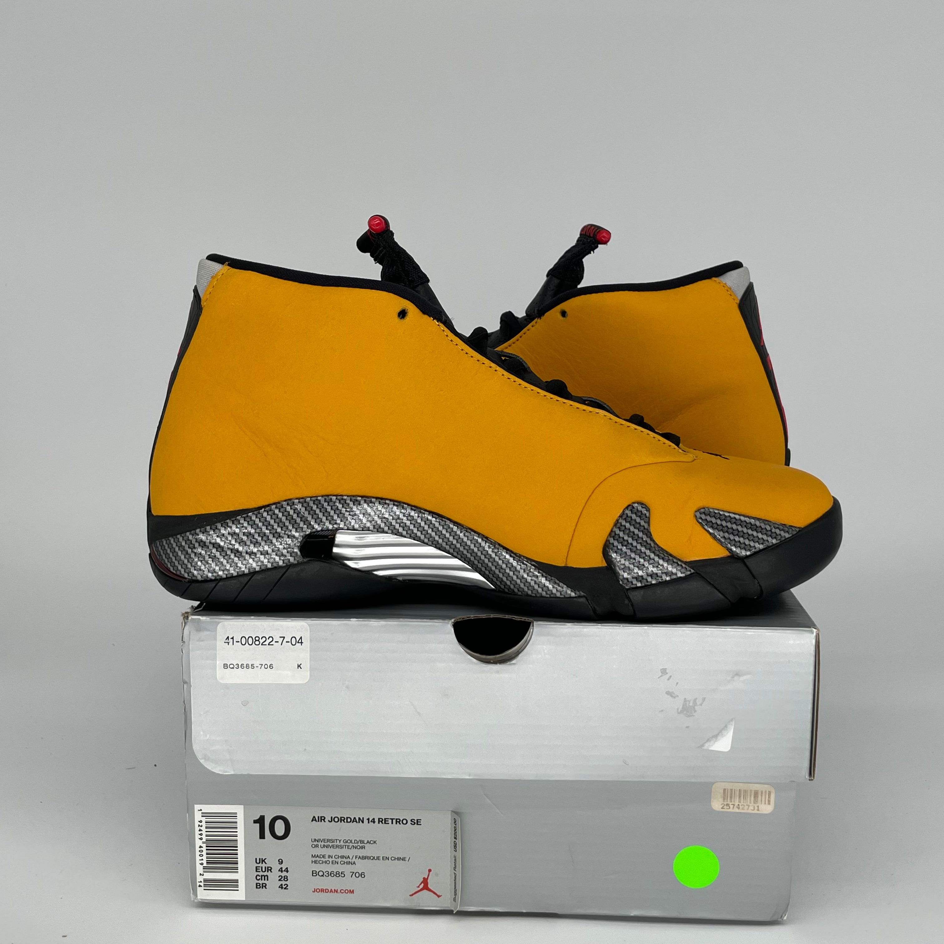 AIR JORDAN 14 UNIVERSITY GOLD SIZE 10 BQ3685-706