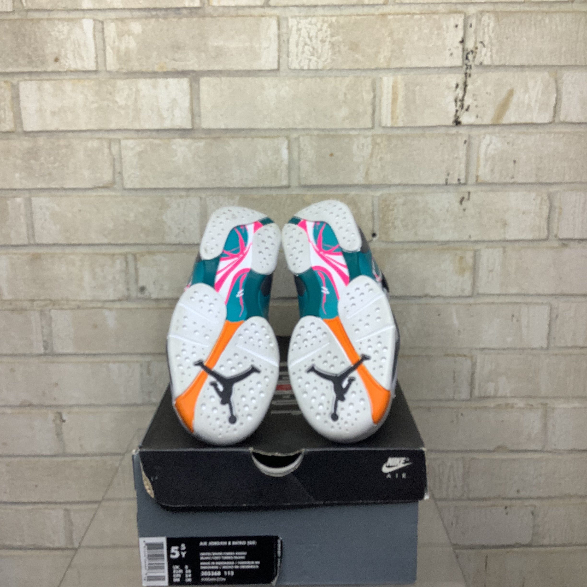 AIR JORDAN 8 SOUTH BEACH SIZE 5.5Y 305368-113