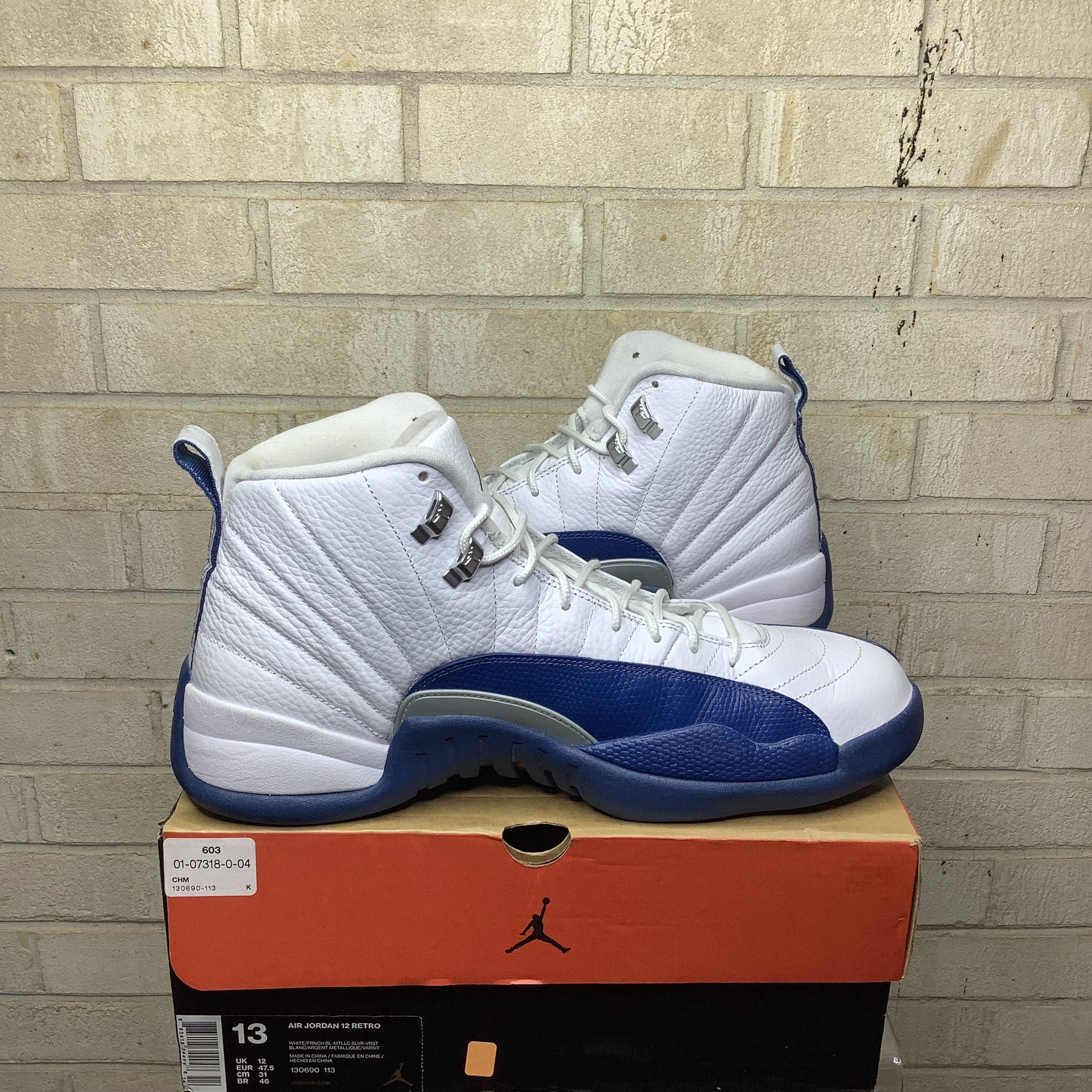 AIR JORDAN 12 FRENCH BLUE SIZE 13 130690-113