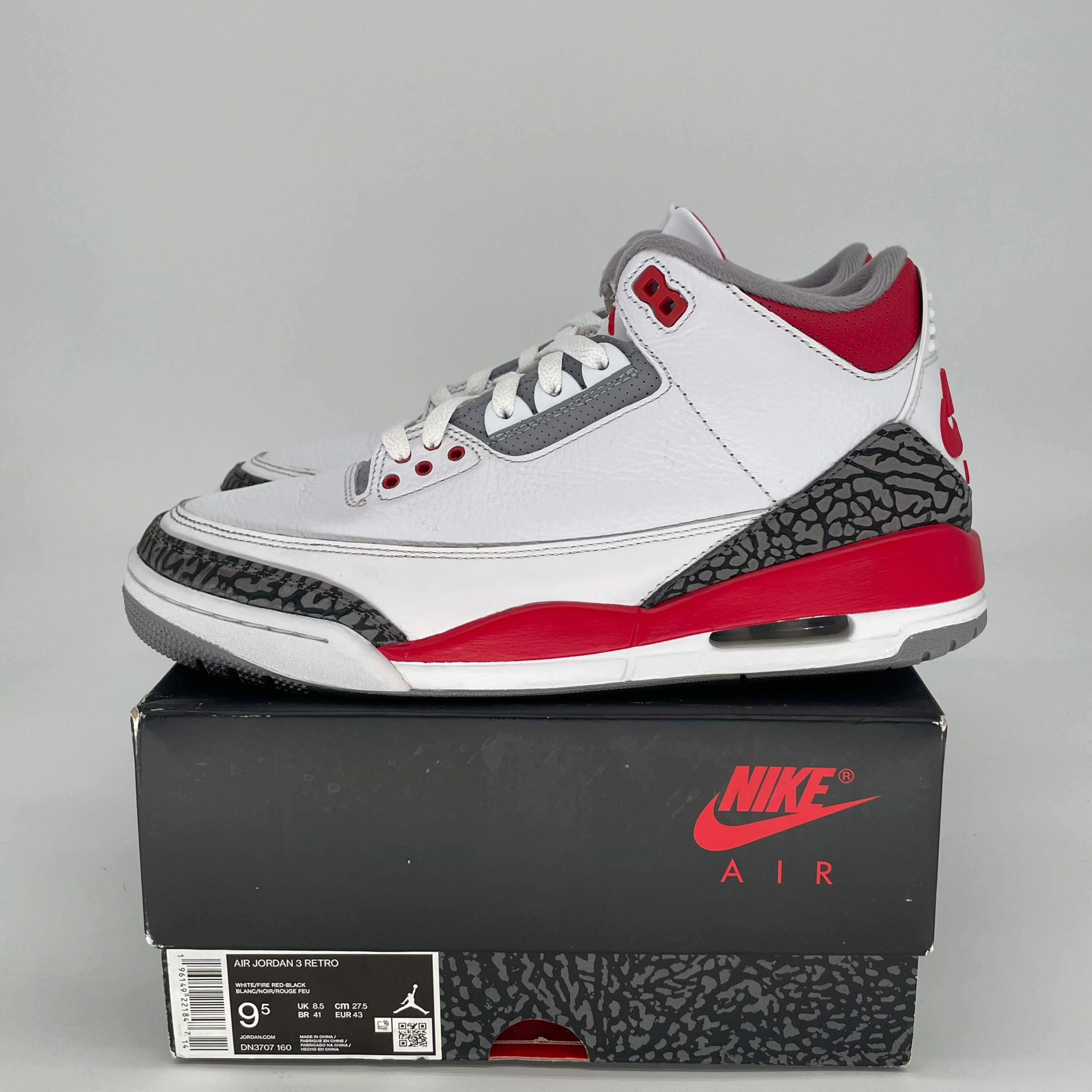 AIR JORDAN 3 FIRE RED DN3707-160 SIZE 9.5/11W