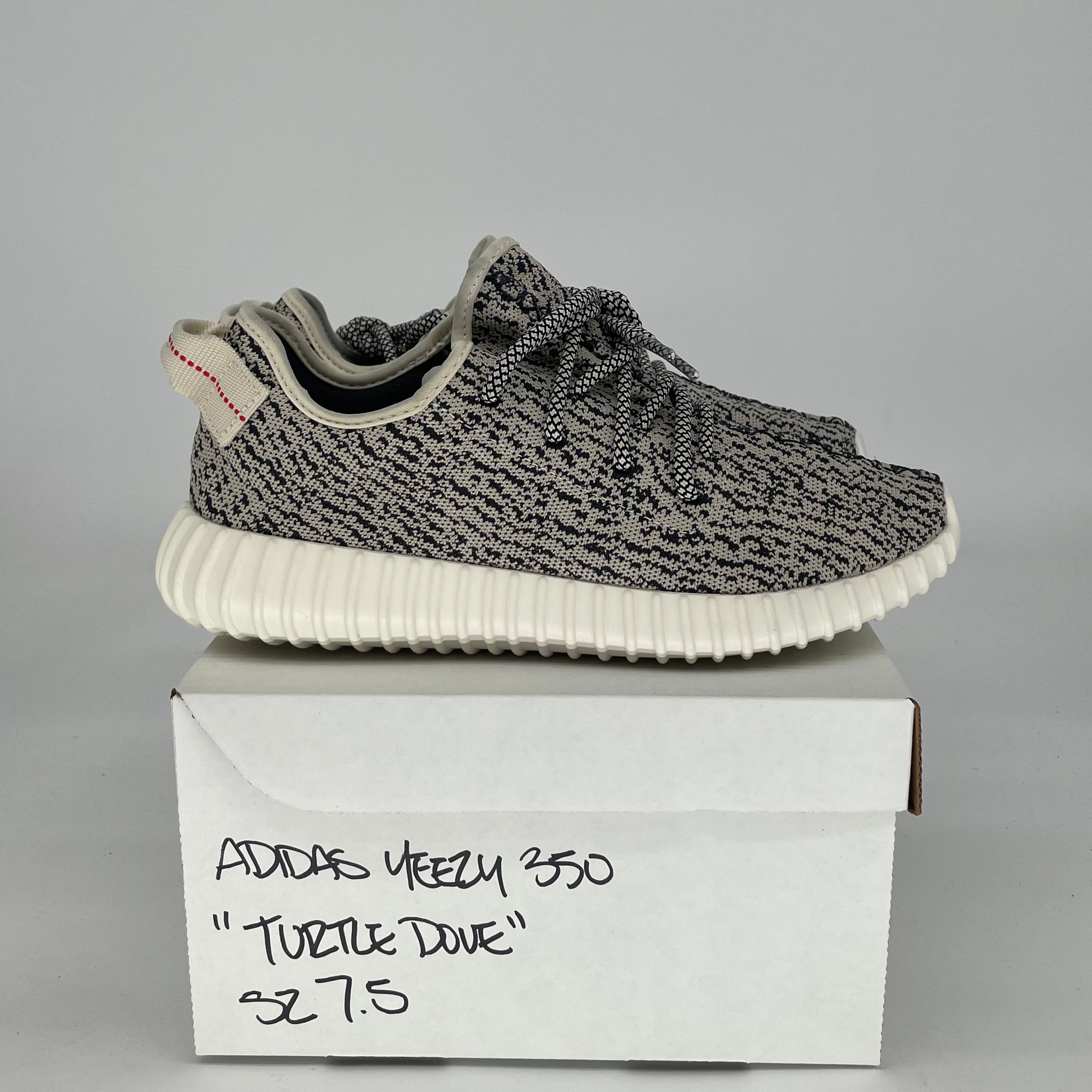 ADIDAS YEEZY 350 TURTLE DOVE AQ4832 SIZE 7.5/9W