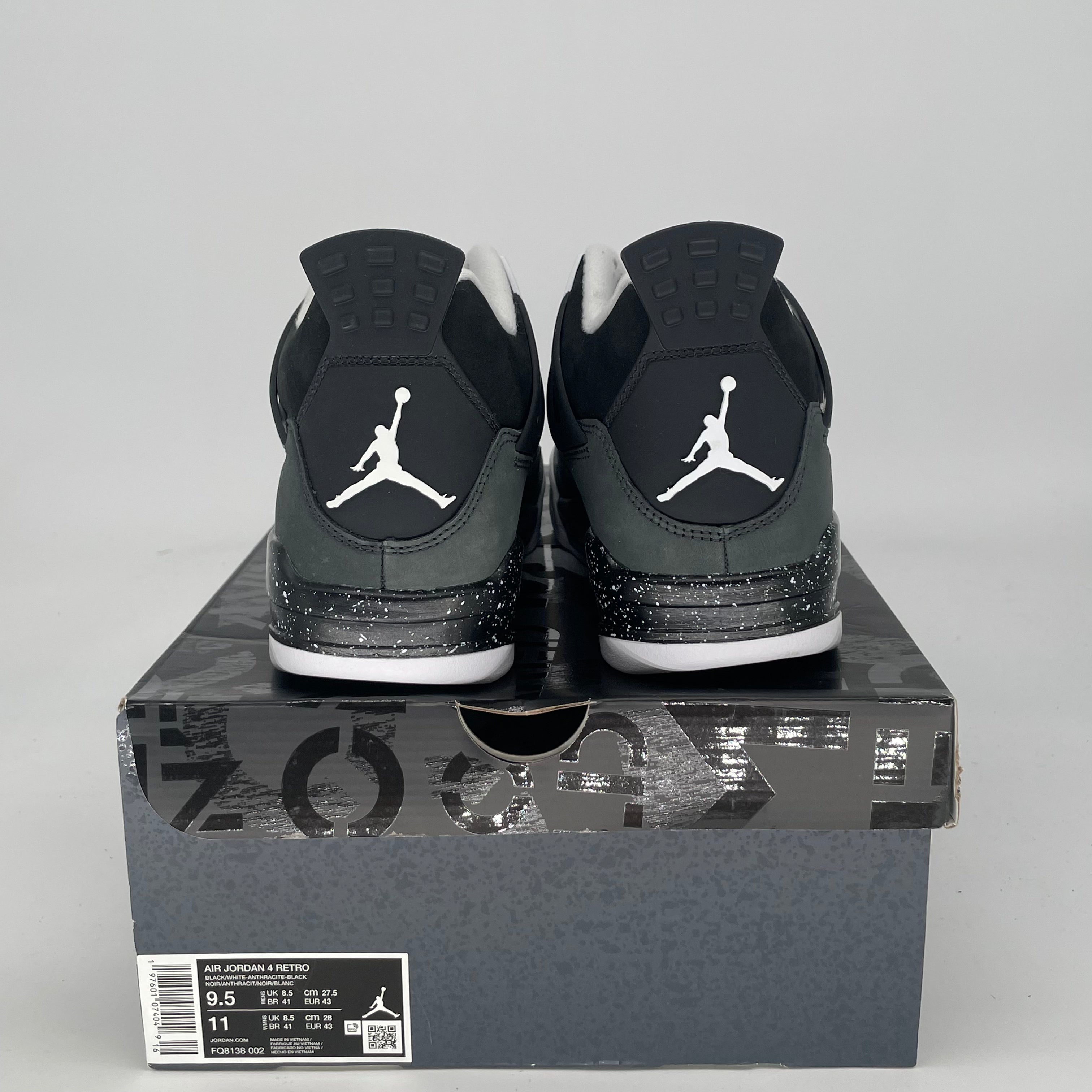 AIR JORDAN 4 FEAR FQ8138-002 SIZE 9.5/11W