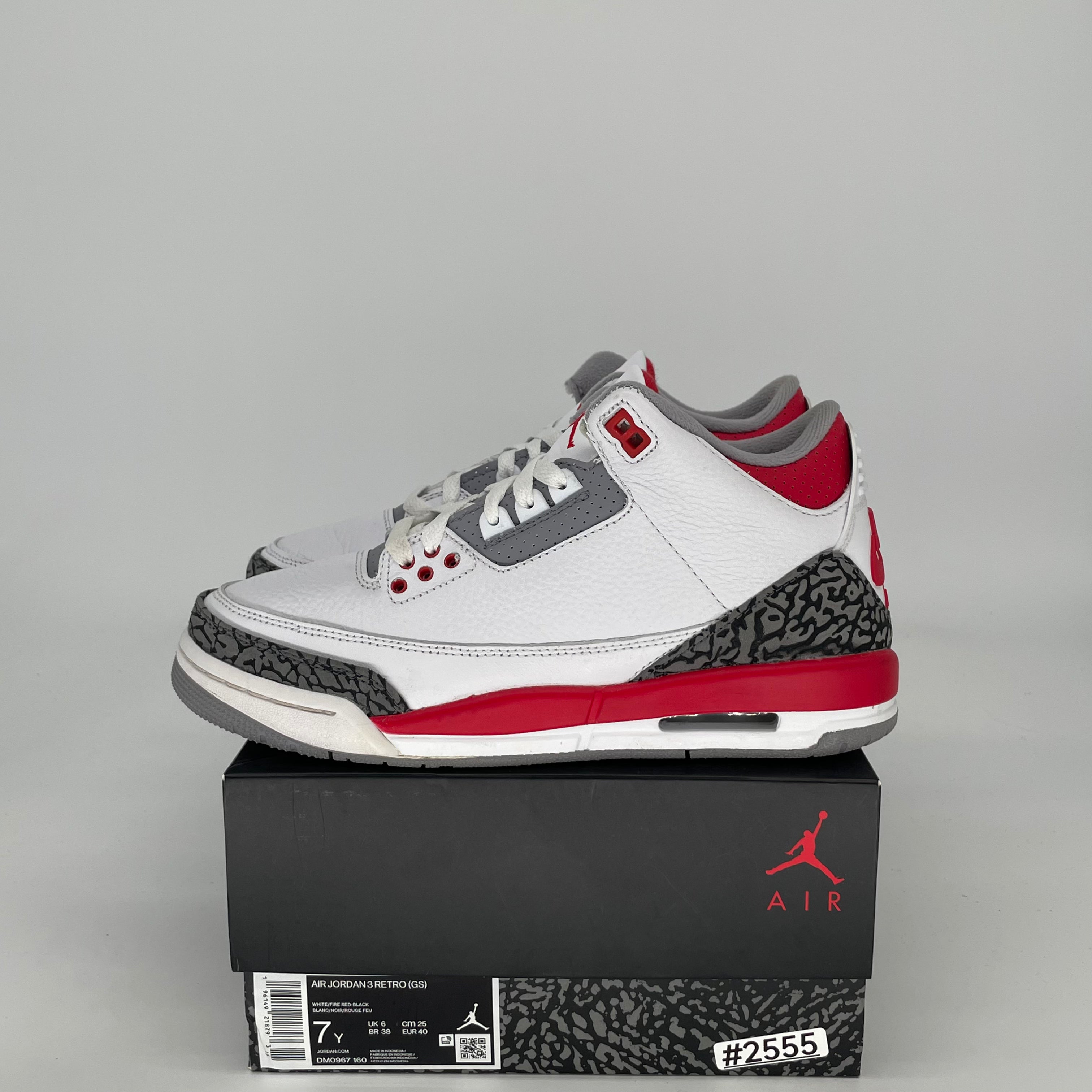 AIR JORDAN 3 FIRE RED DM0967-160 SIZE 7/8.5W