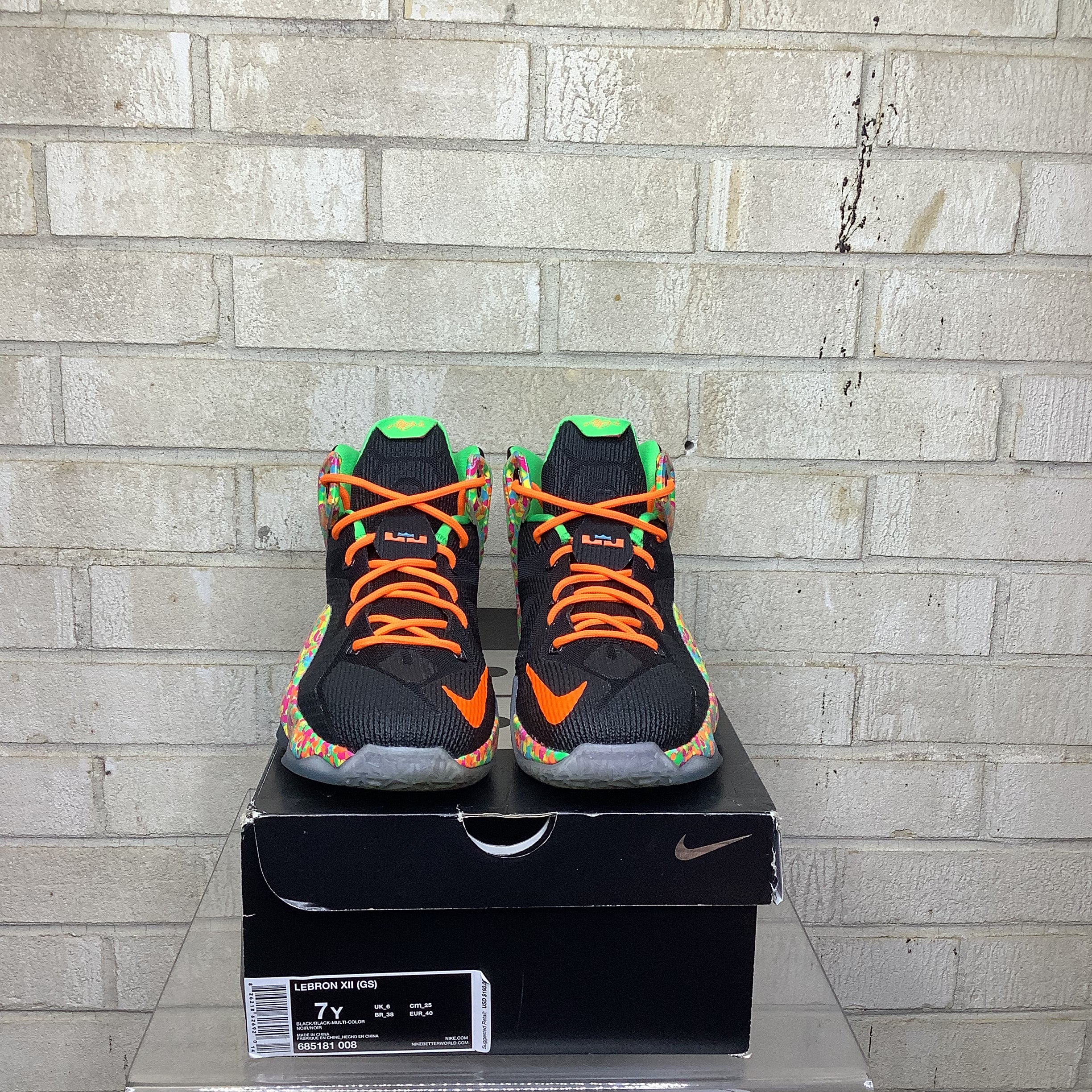 NIKE LEBRON 12 FRUITY PEBBLES SIZE 7Y 685181-008