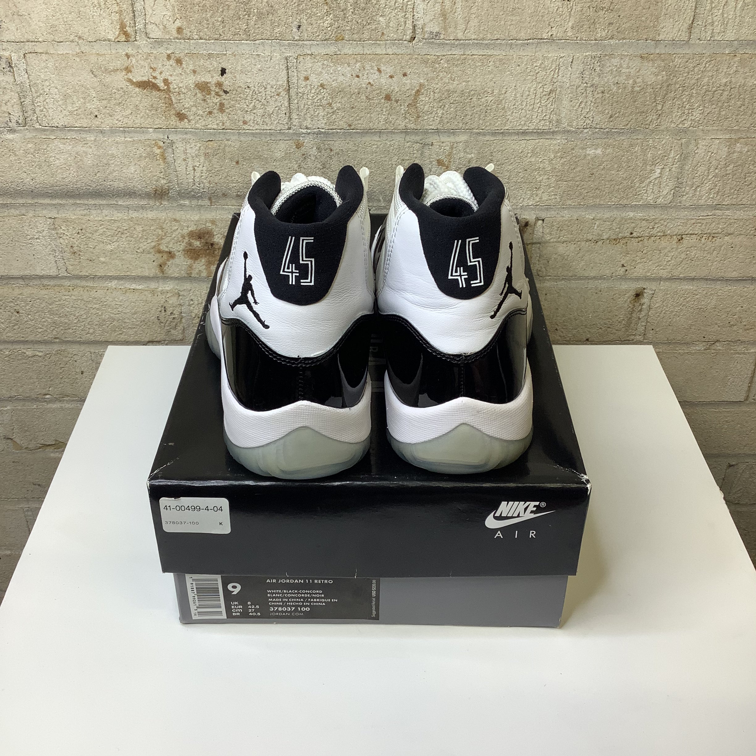 AIR JORDAN 11 CONCORD SIZE 9 378037-100