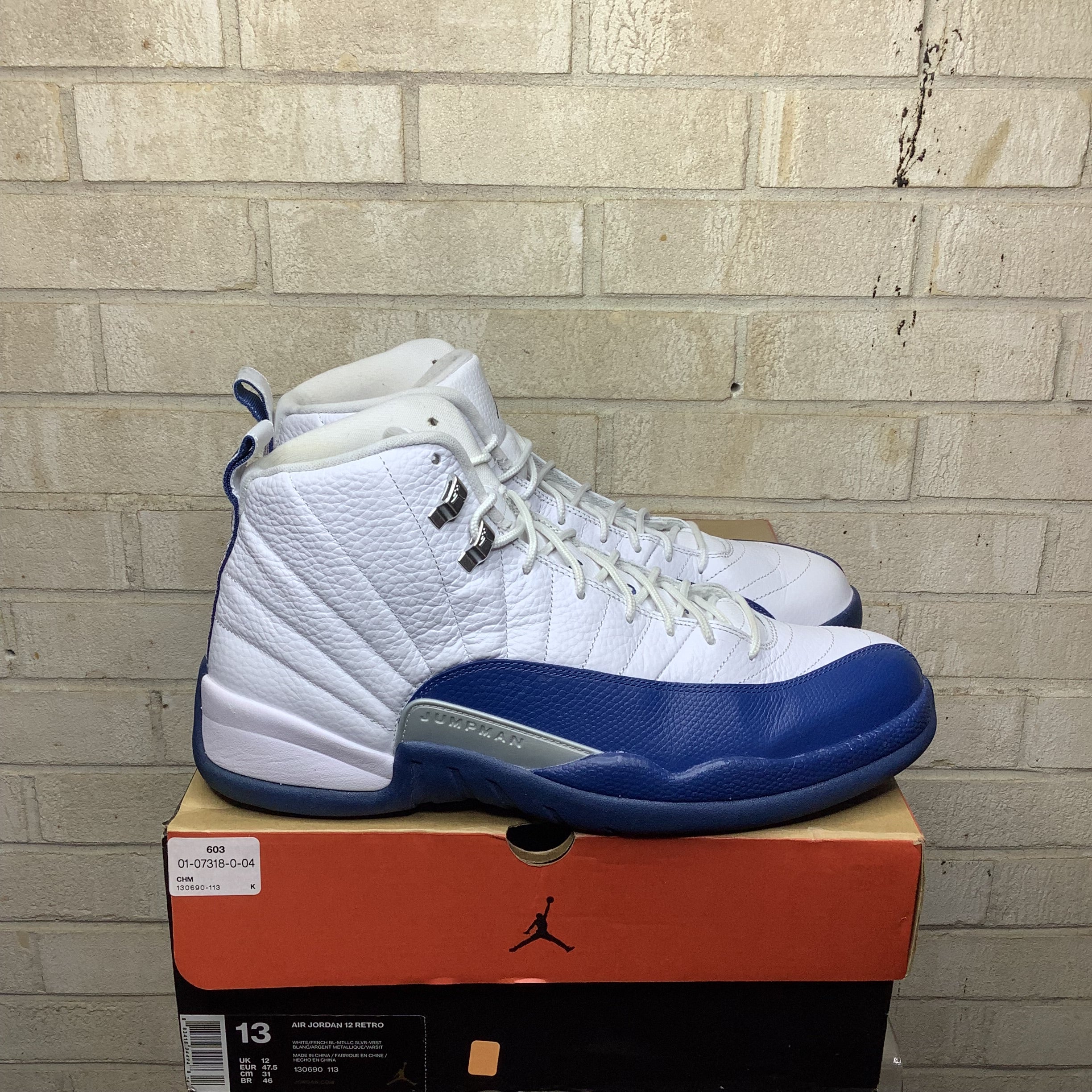 AIR JORDAN 12 FRENCH BLUE SIZE 13 130690-113