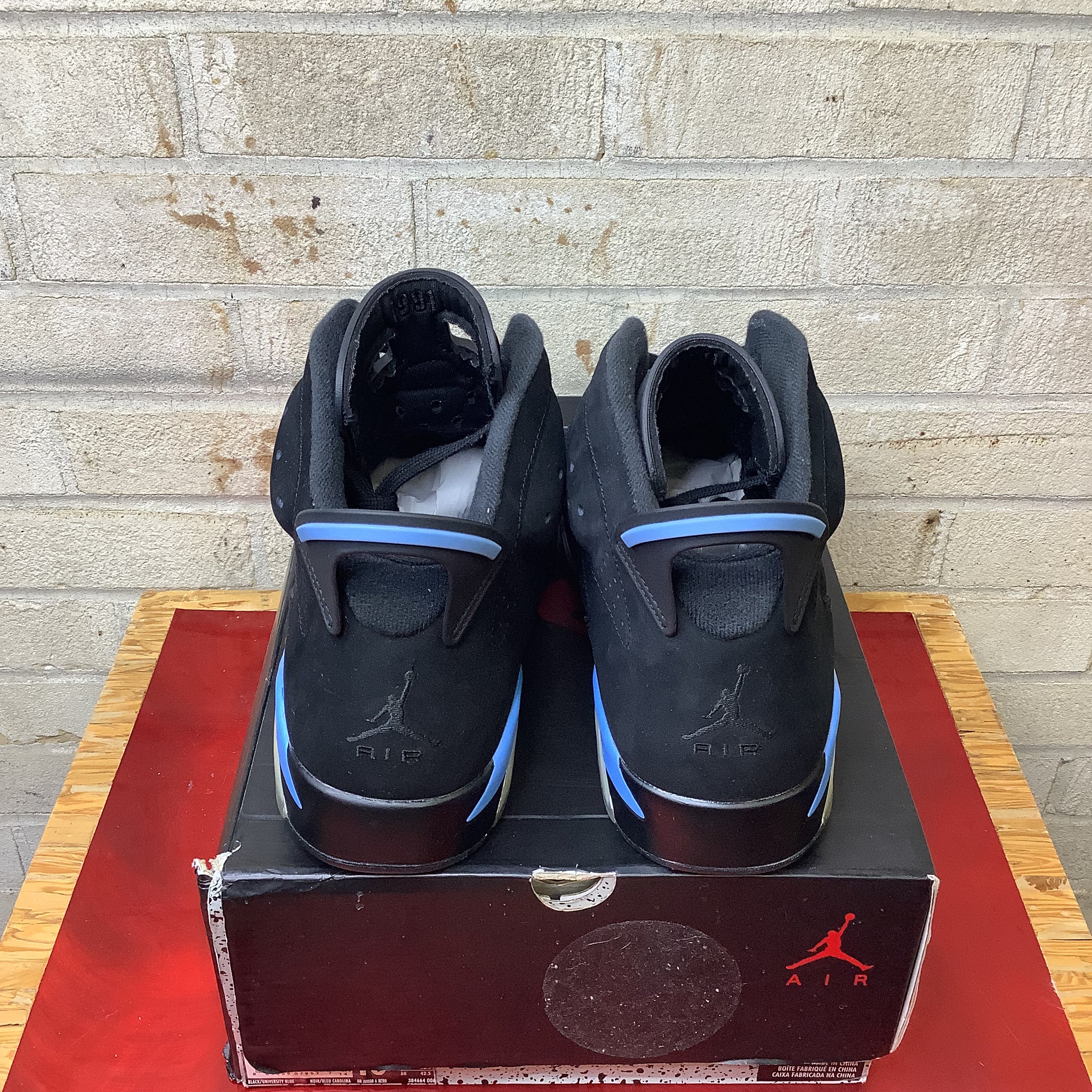 AIR JORDAN 6 UNC SIZE 10.5 384664-006