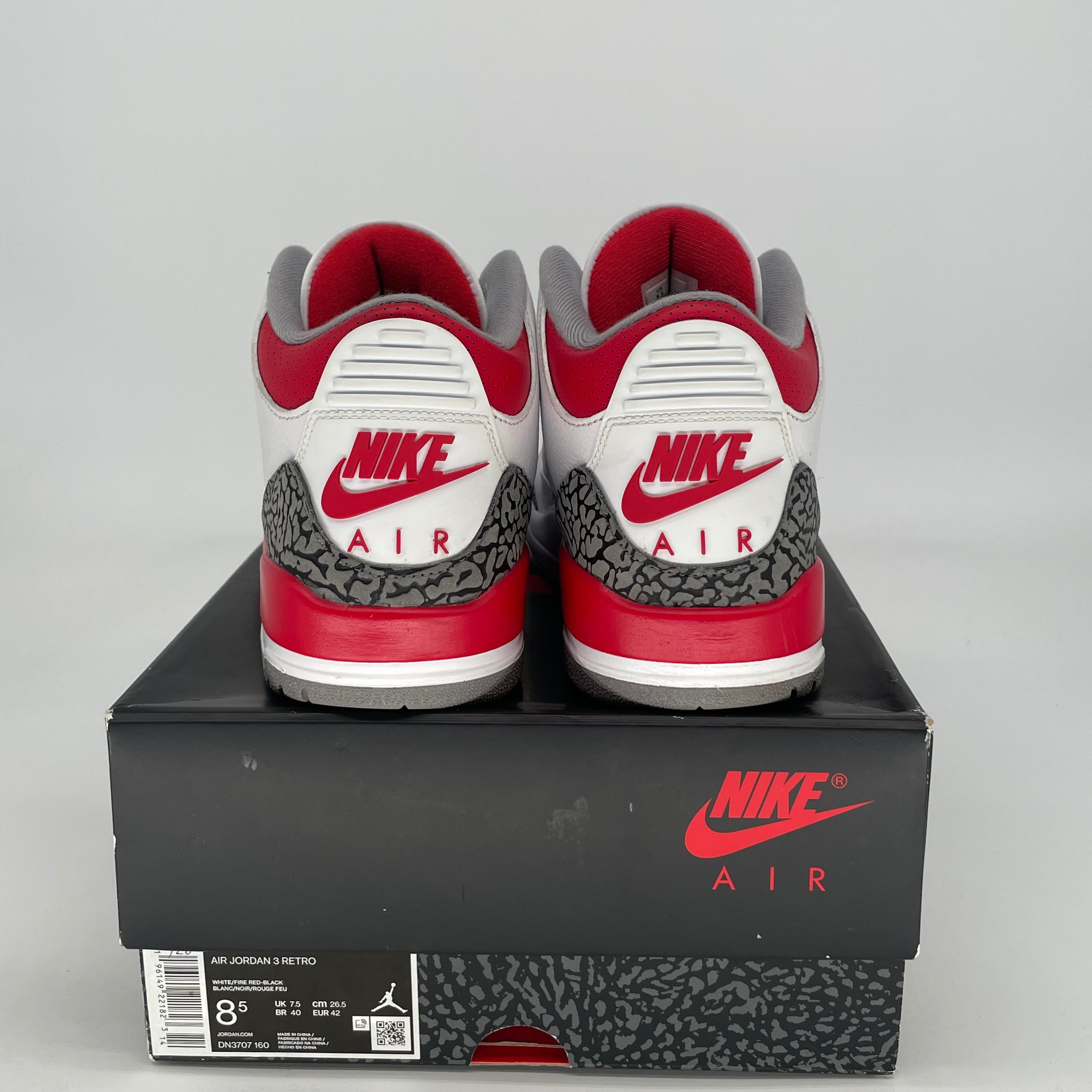 AIR JORDAN 3 FIRE RED DN3707-160 SIZE 8.5/10W