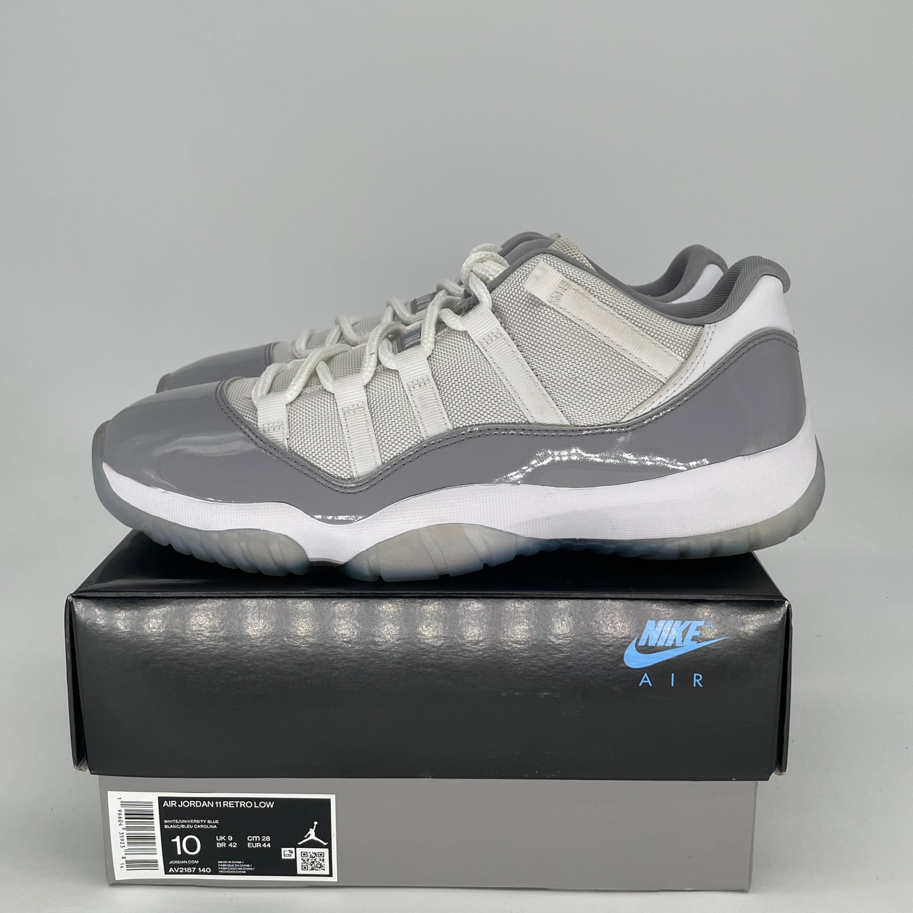 AIR JORDAN 11 LOW CEMENT GREY AV2187-140 SIZE 10/11.5W