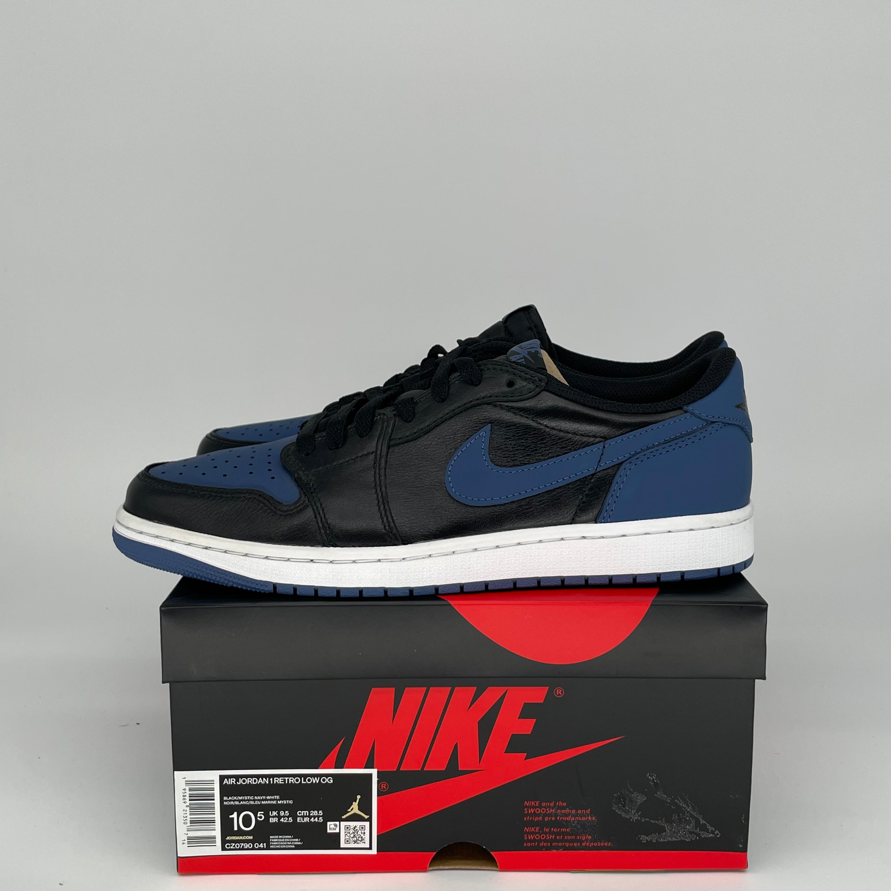 AIR JORDAN 1 LOW MYSTIC NAVY SIZE 10.5 CZ0790-041