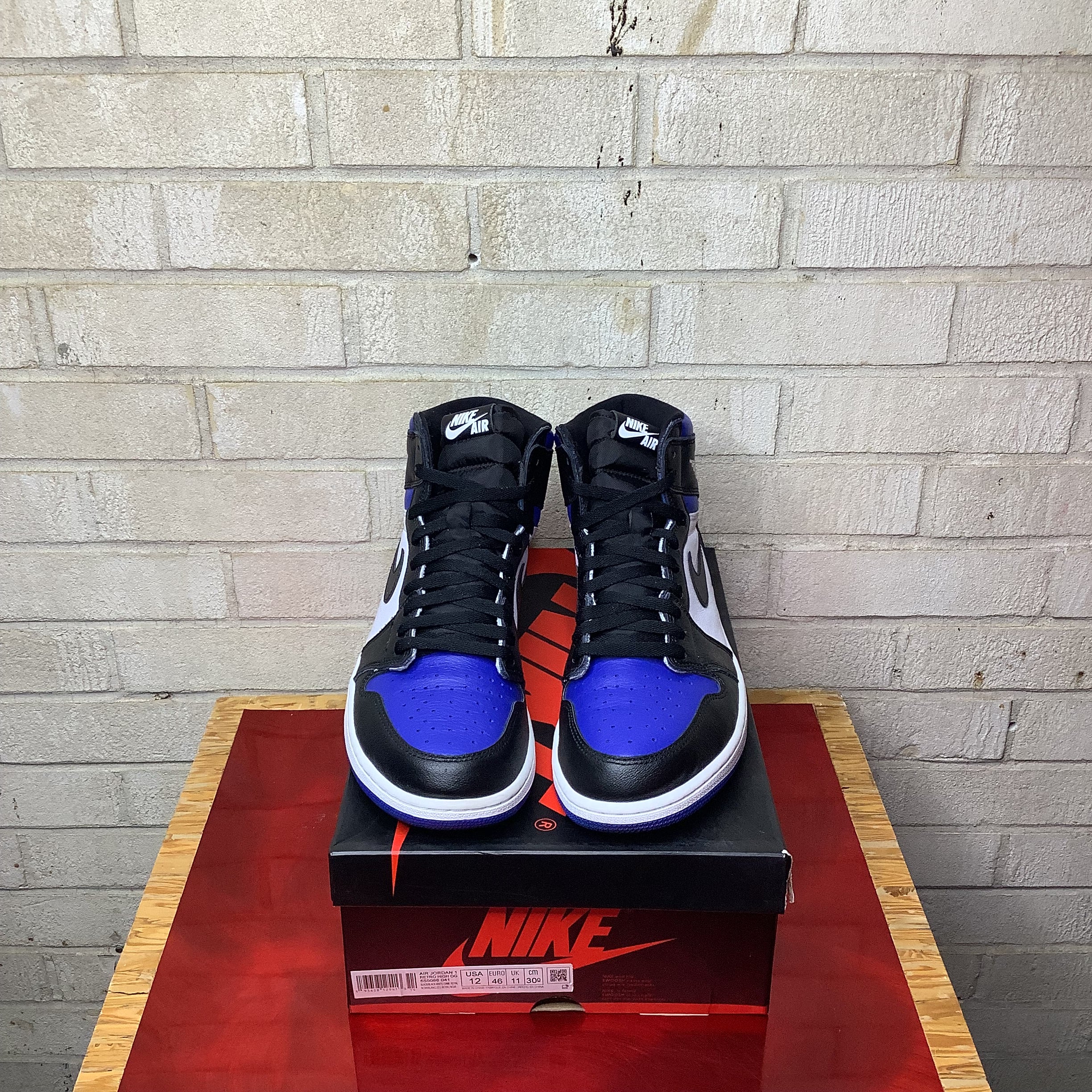 AIR JORDAN 1 ROYAL TOE SIZE 12 555088-041