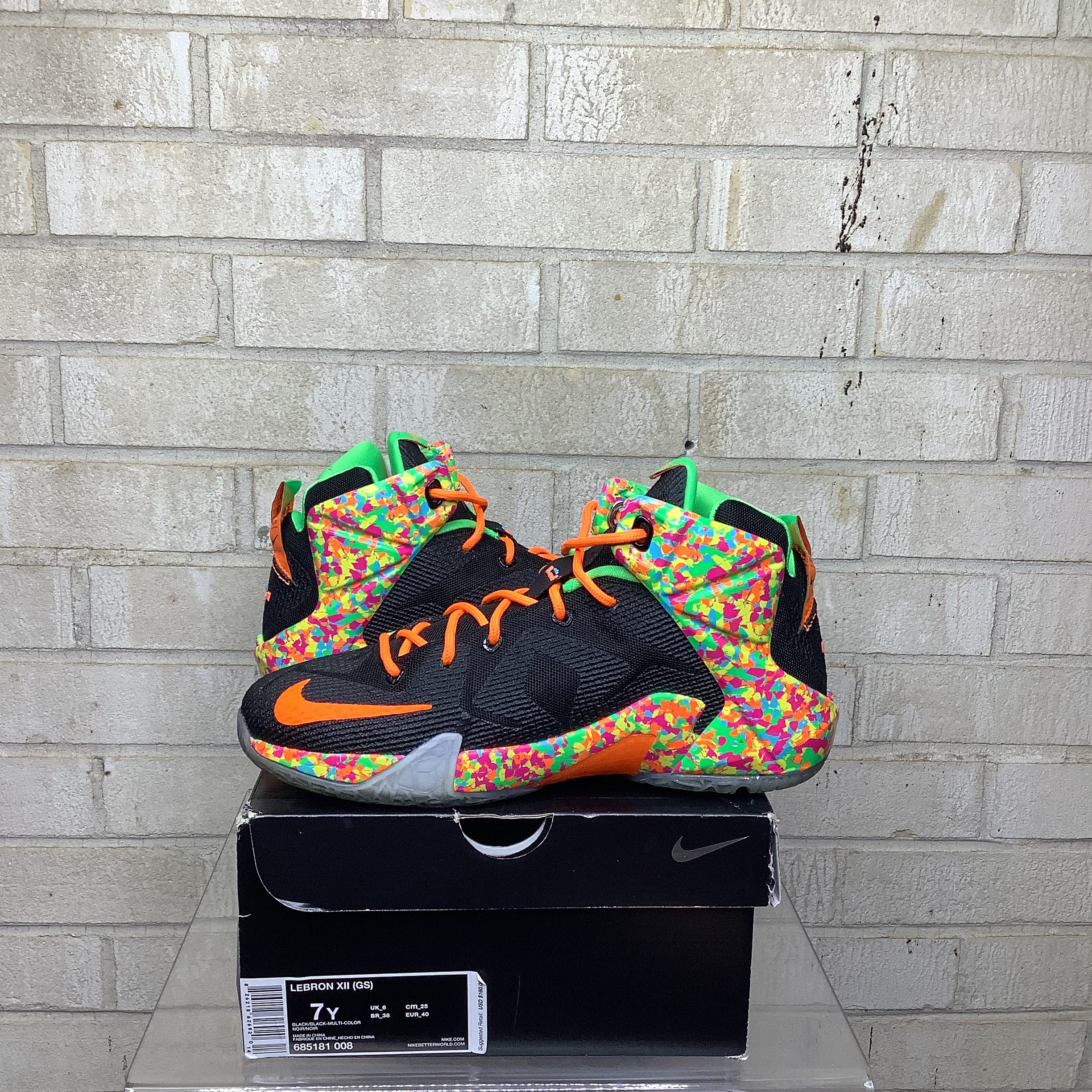 NIKE LEBRON 12 FRUITY PEBBLES SIZE 7Y 685181-008