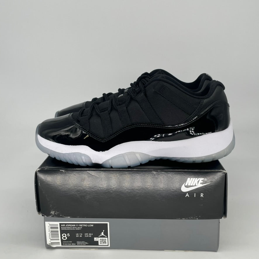 AIR JORDAN 11 LOW SPACE JAM FV5104-004 SIZE 8.5/10W