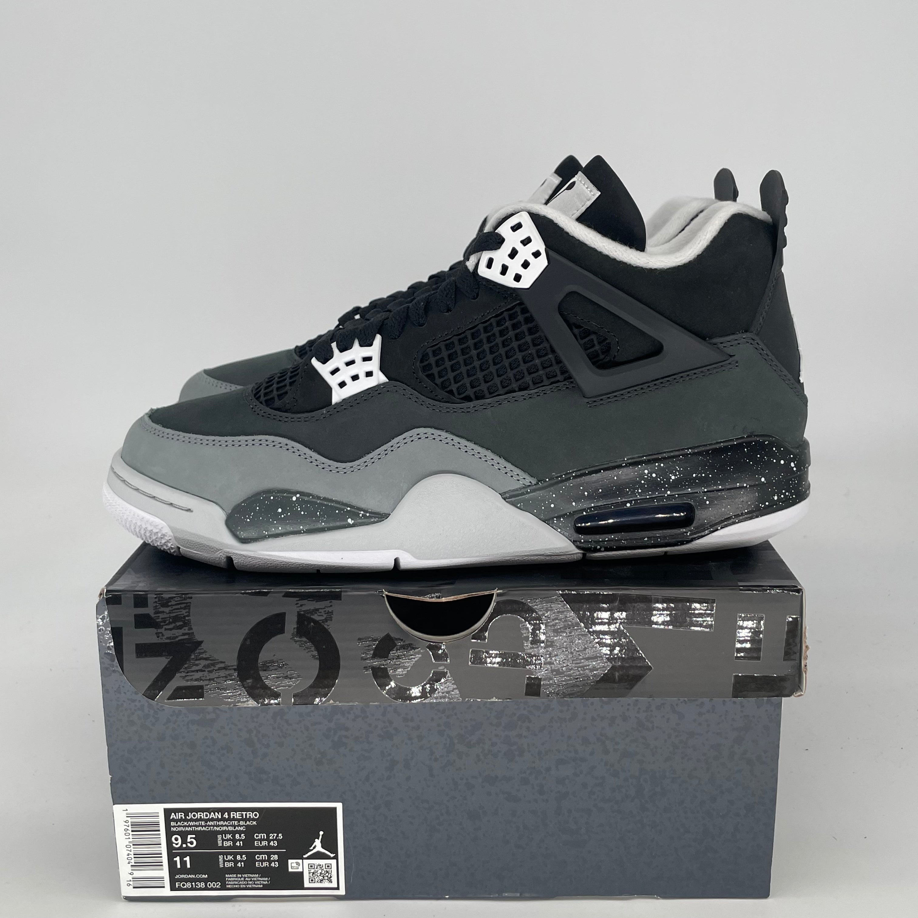 AIR JORDAN 4 FEAR FQ8138-002 SIZE 9.5/11W