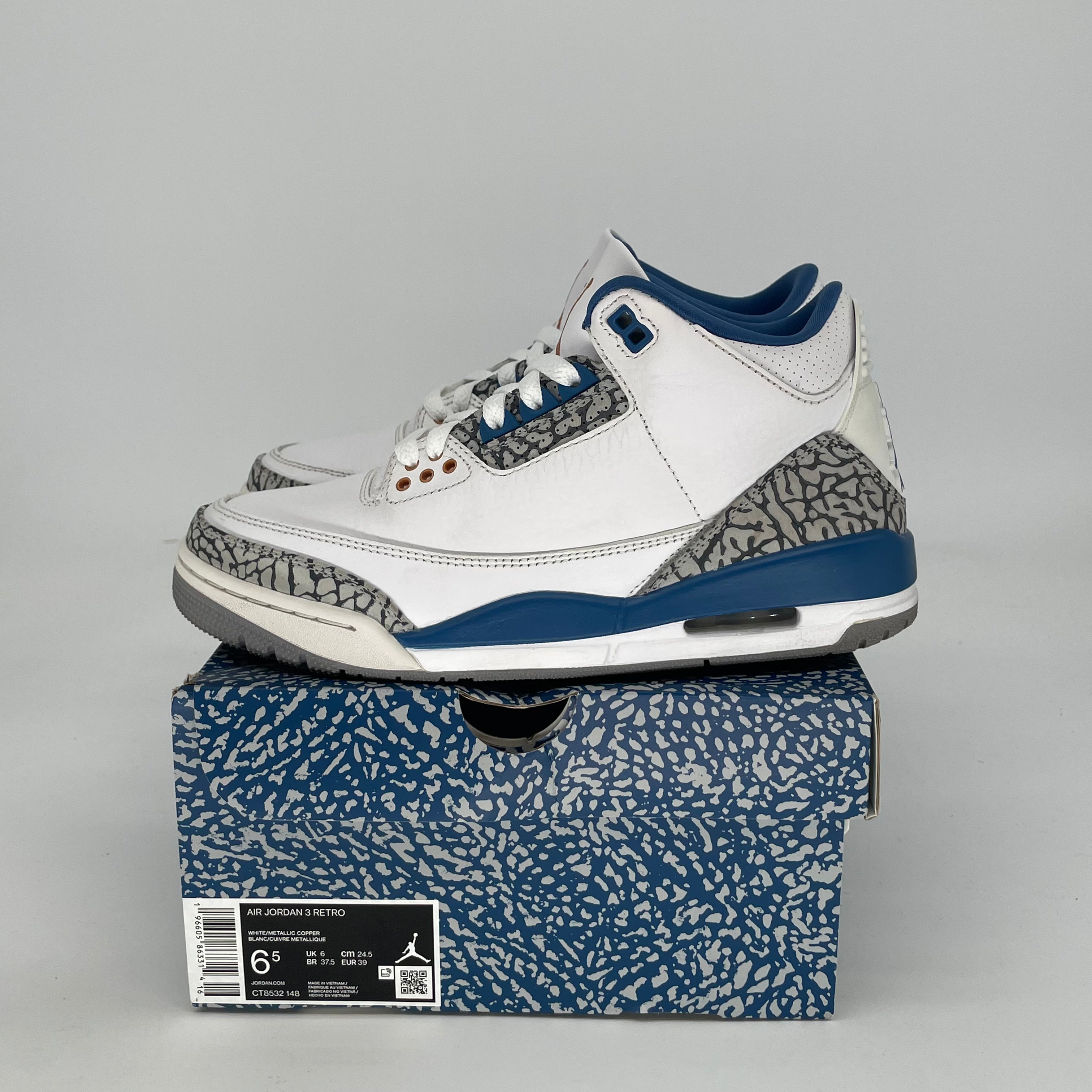AIR JORDAN 3 WIZARDS CT8532-148 SIZE 6.5/8W