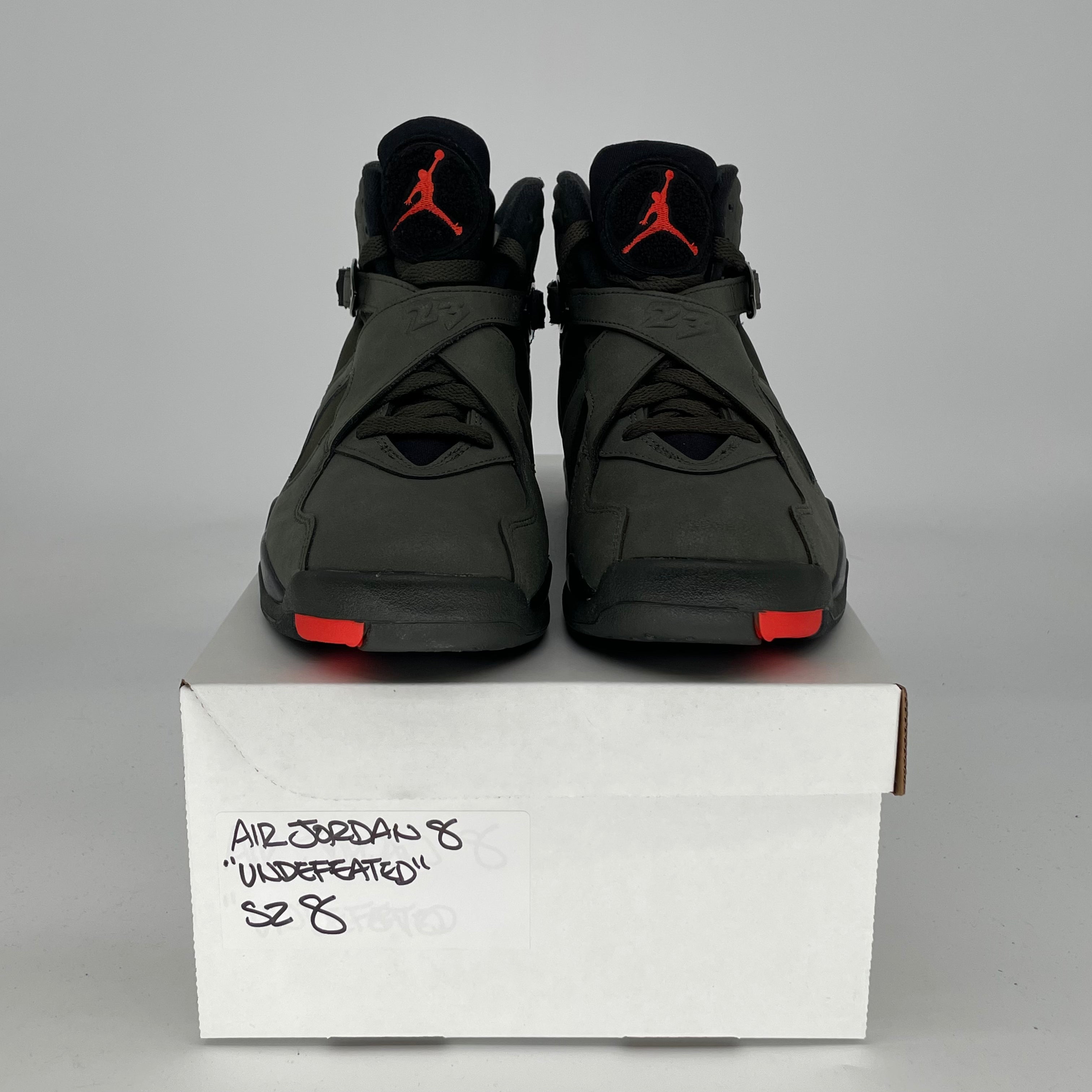 AIR JORDAN 8 UNDEFEATED SEQUOIA SIZE 8/9.5W 305381-305