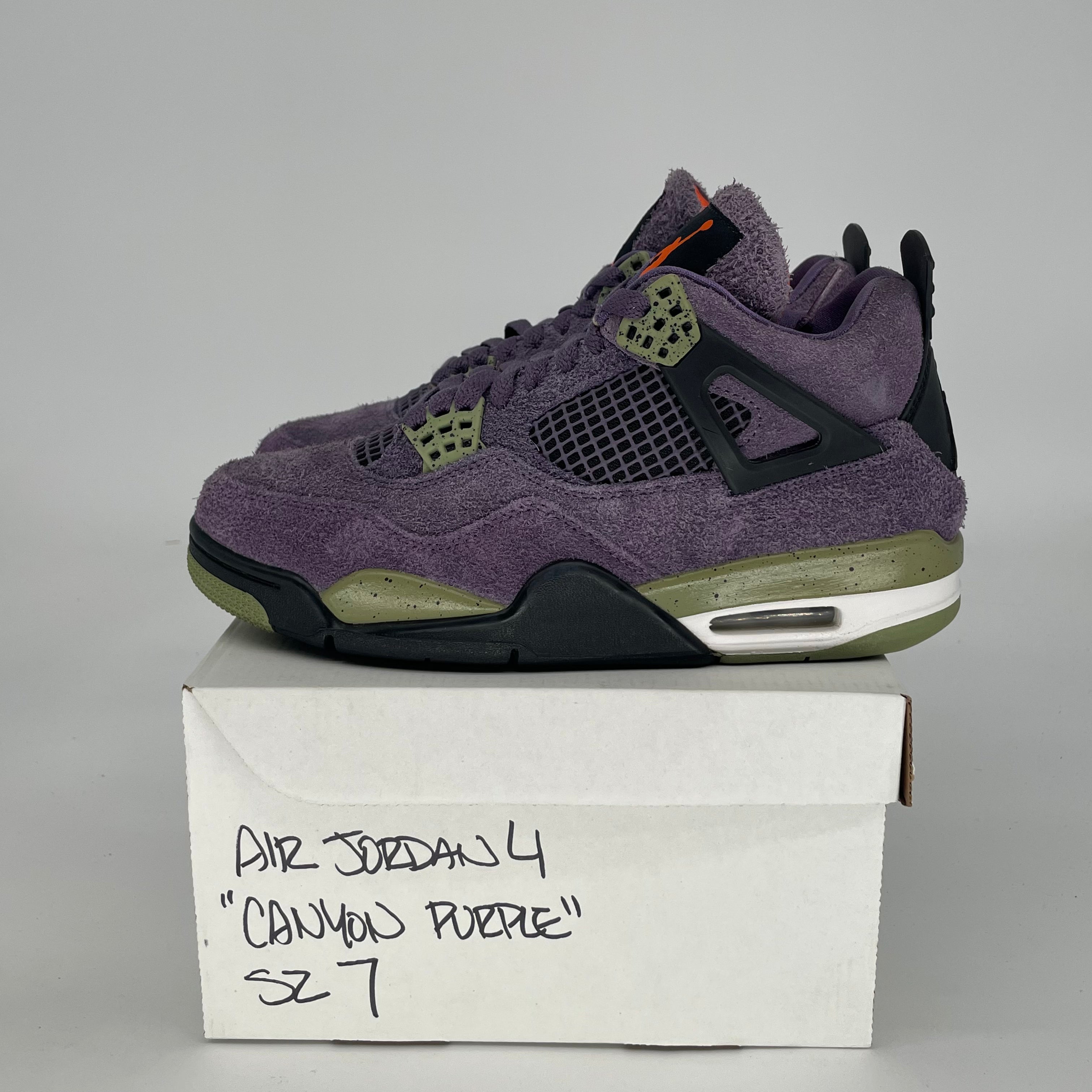 AIR JORDAN 4 CANYON PURPLE W AQ9129-500 SIZE 7/8.5W