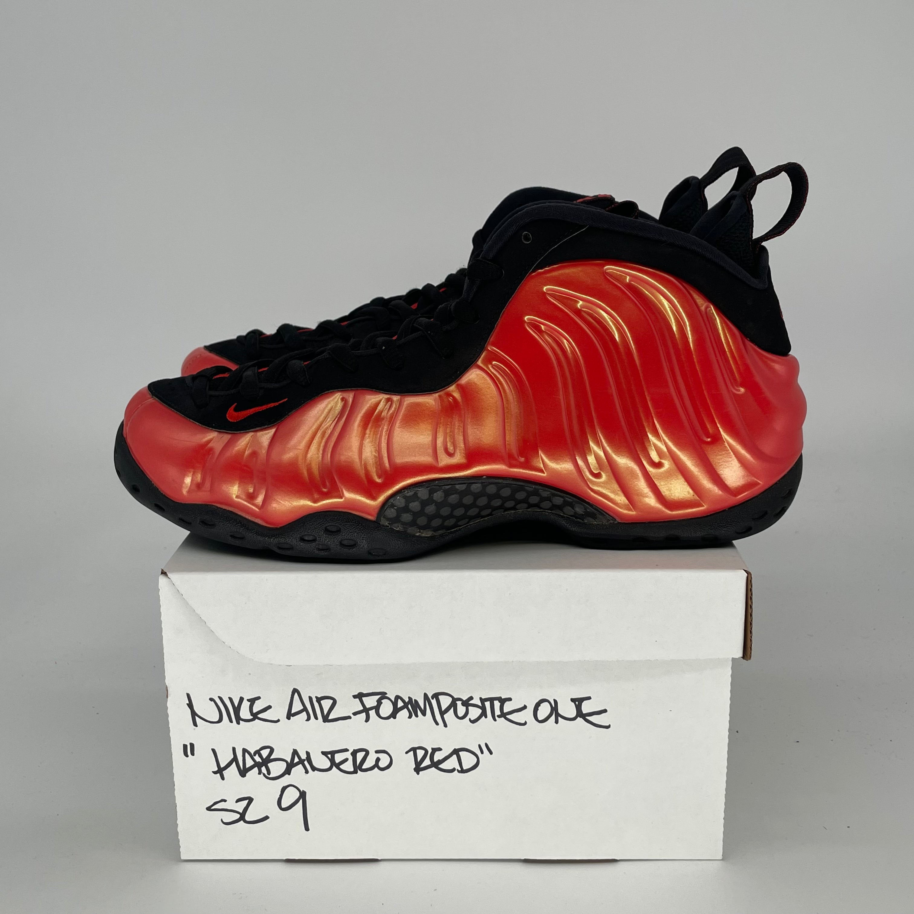 NIKE AIR FOAMPOSITE ONE HABANERO RED 314996-603 SIZE 9/10.5W