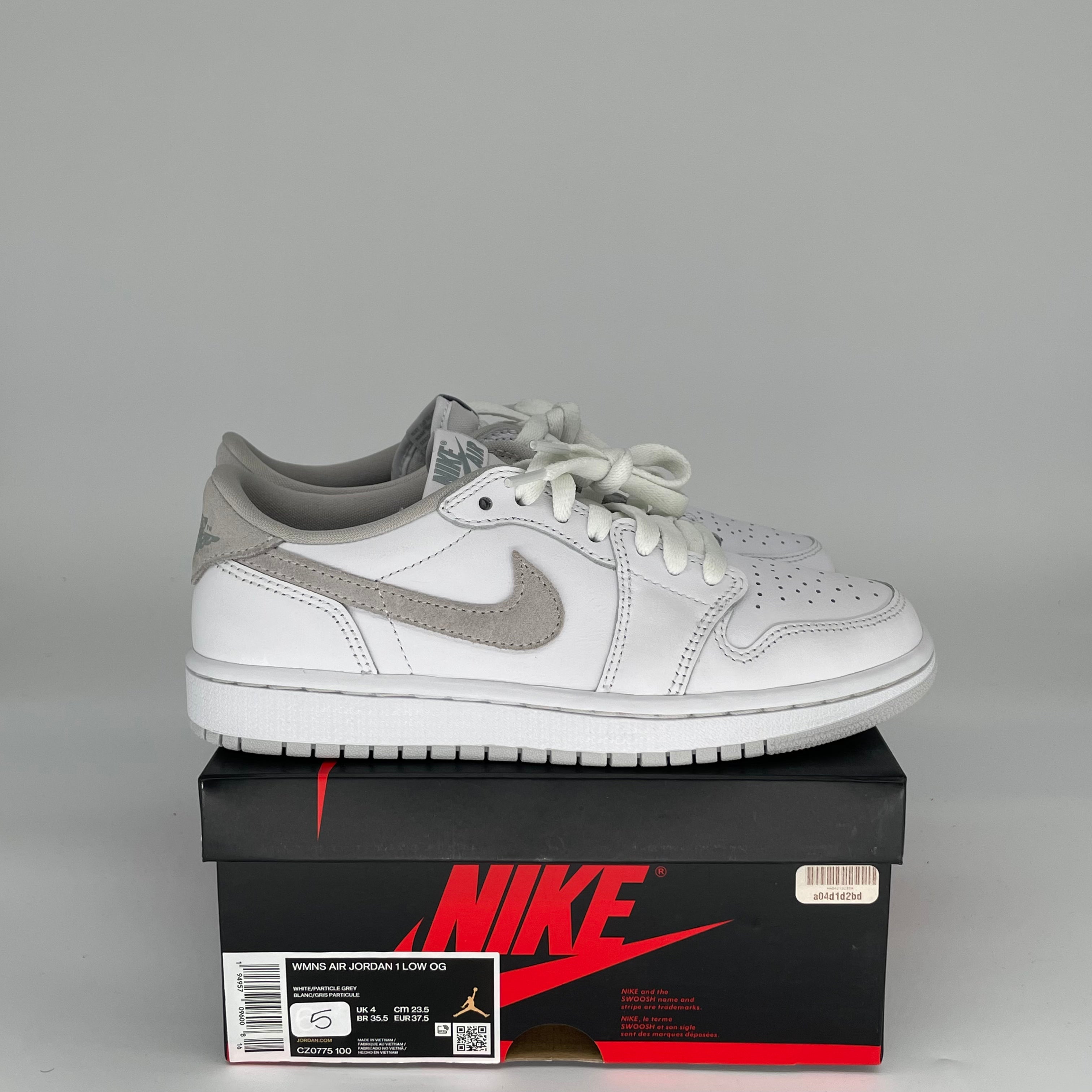 AIR JORDAN 1 LOW NEUTRAL GREY W SIZE 5 CZ0775-100