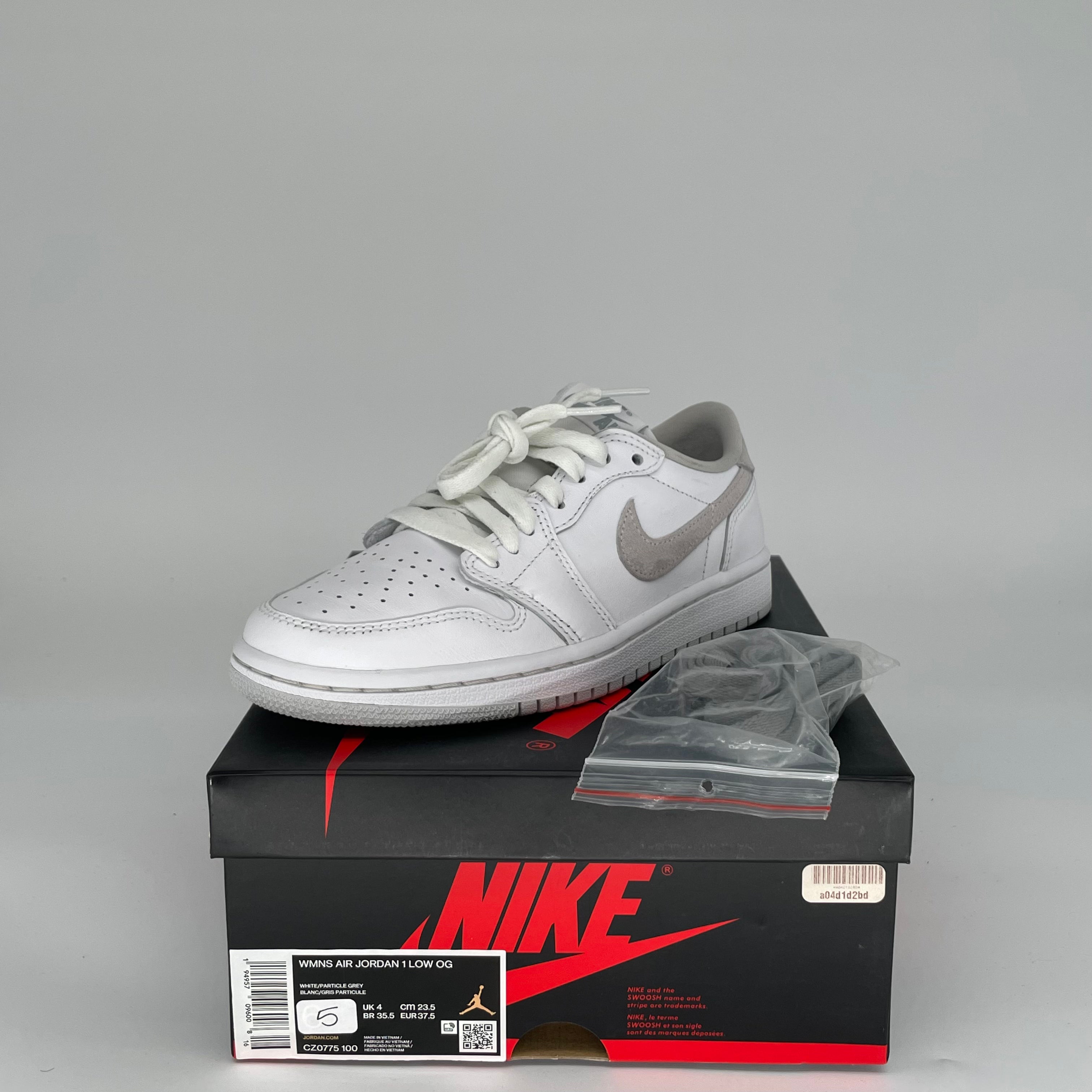 AIR JORDAN 1 LOW NEUTRAL GREY W SIZE 5 CZ0775-100