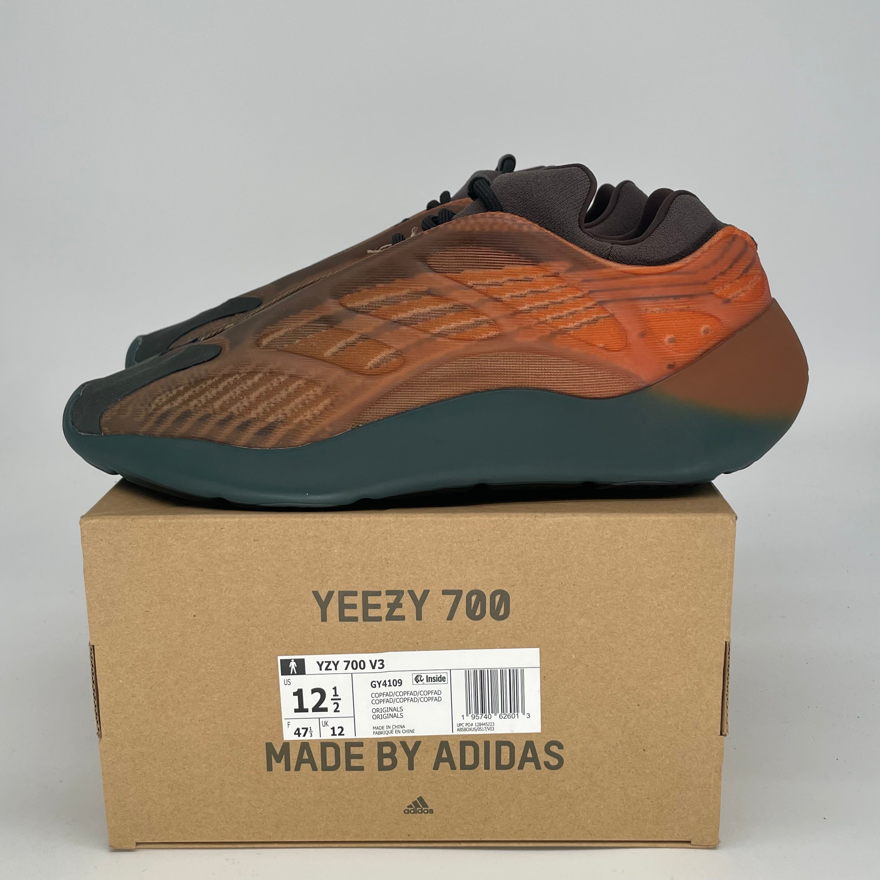 ADIDAS YEEZY 700 V3 COPPER FADE GY4109 SIZE 12.5/14W