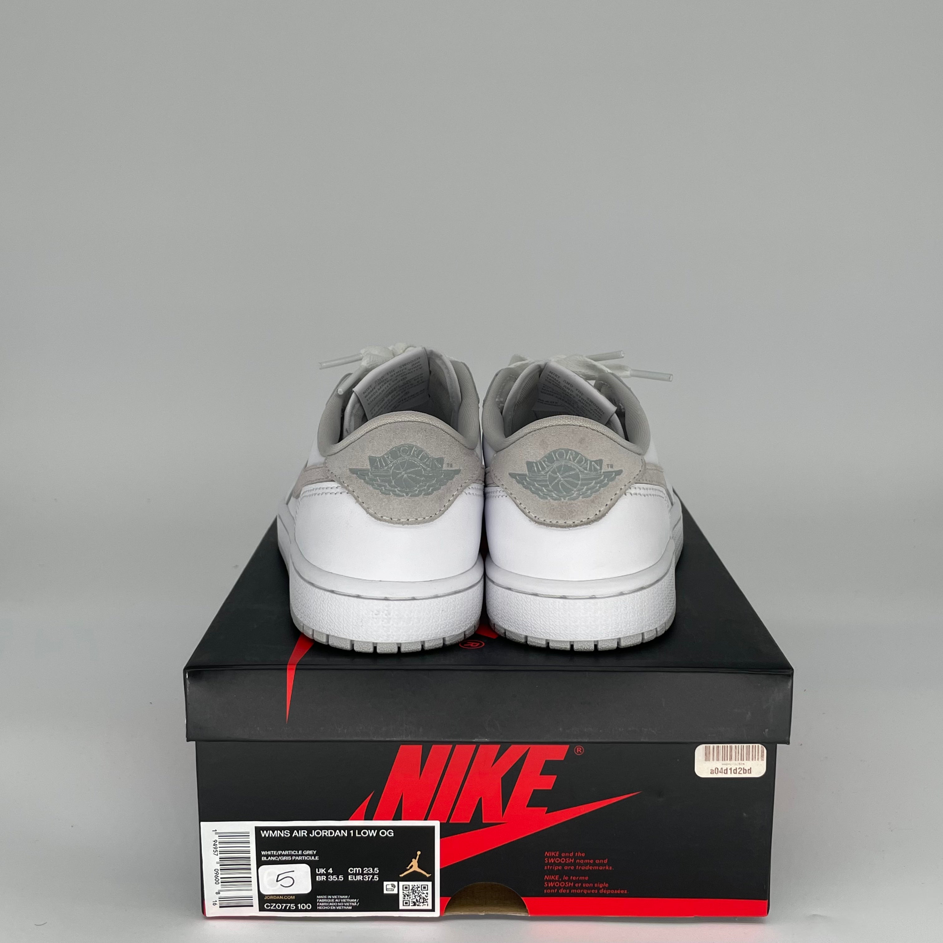 AIR JORDAN 1 LOW NEUTRAL GREY W SIZE 5 CZ0775-100