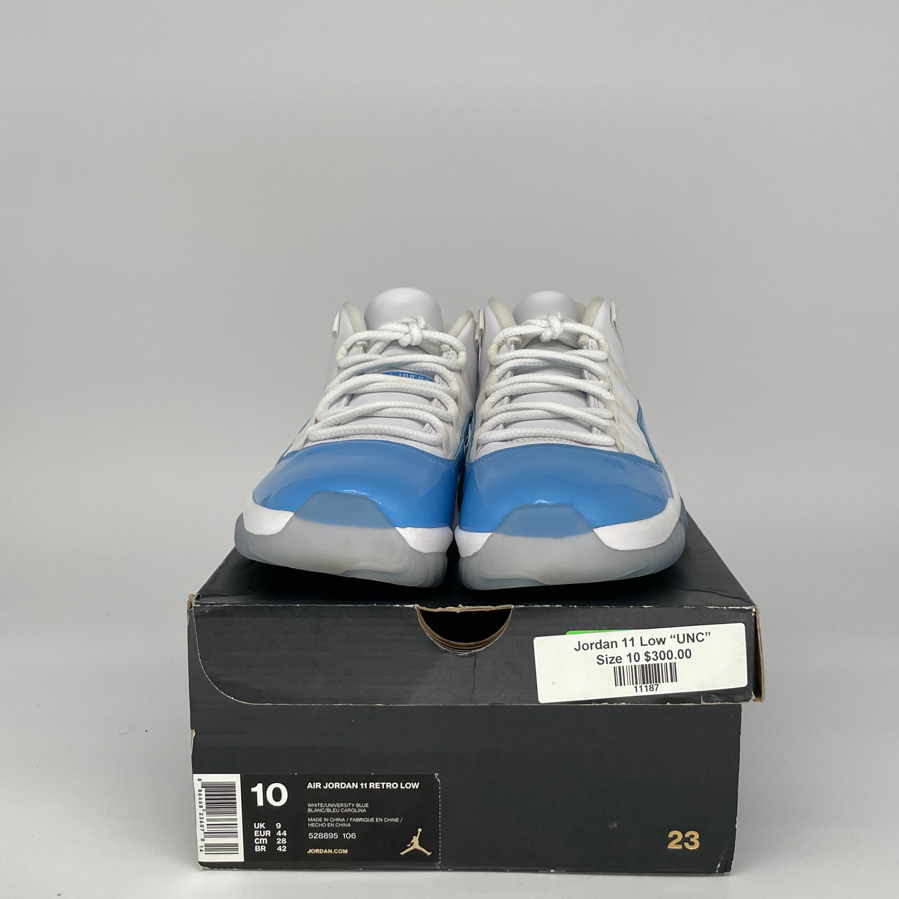 AIR JORDAN 11 LOW UNIVERSITY BLUE SIZE 10 528895-106