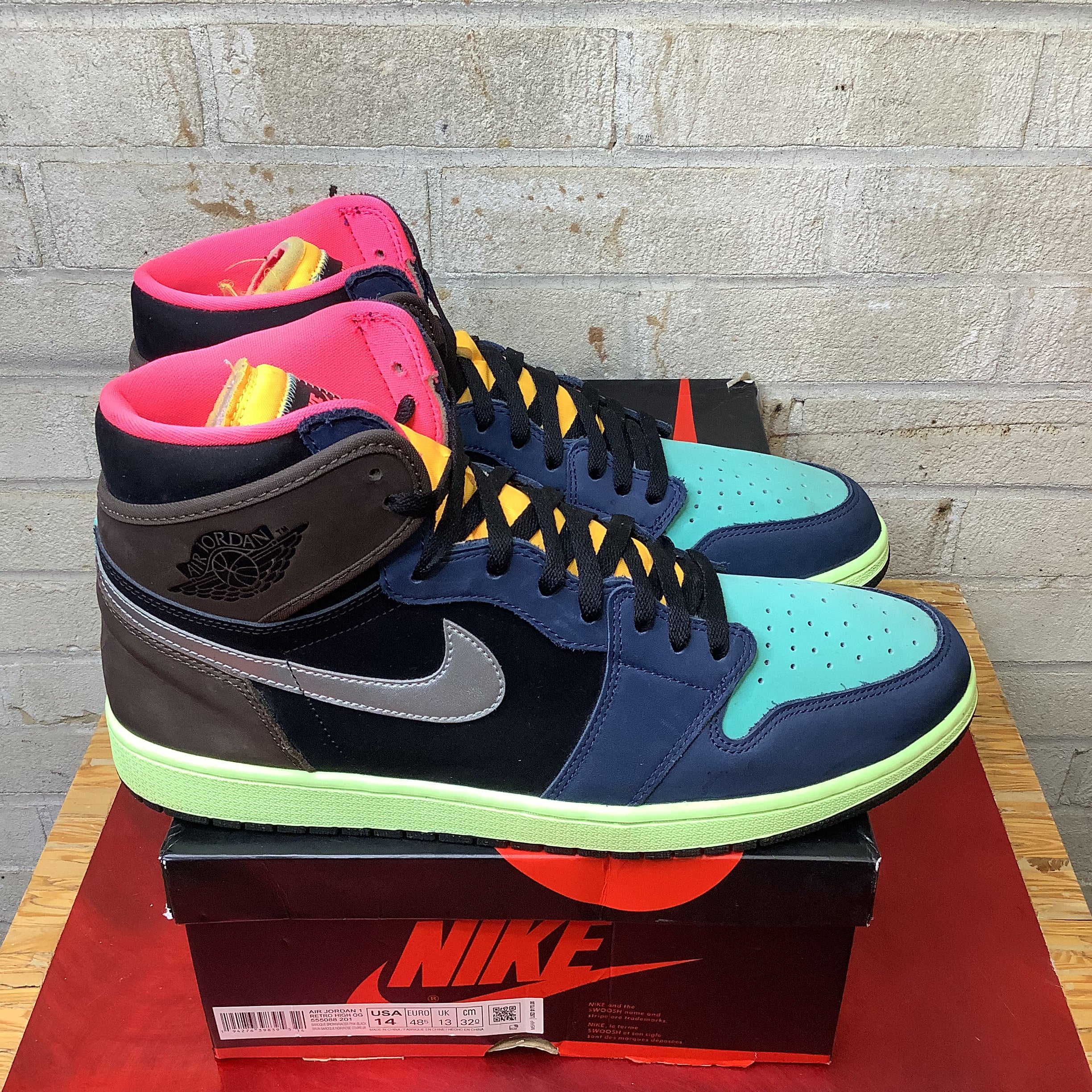 AIR JORDAN 1 BIO HACK SIZE 14 555088-201