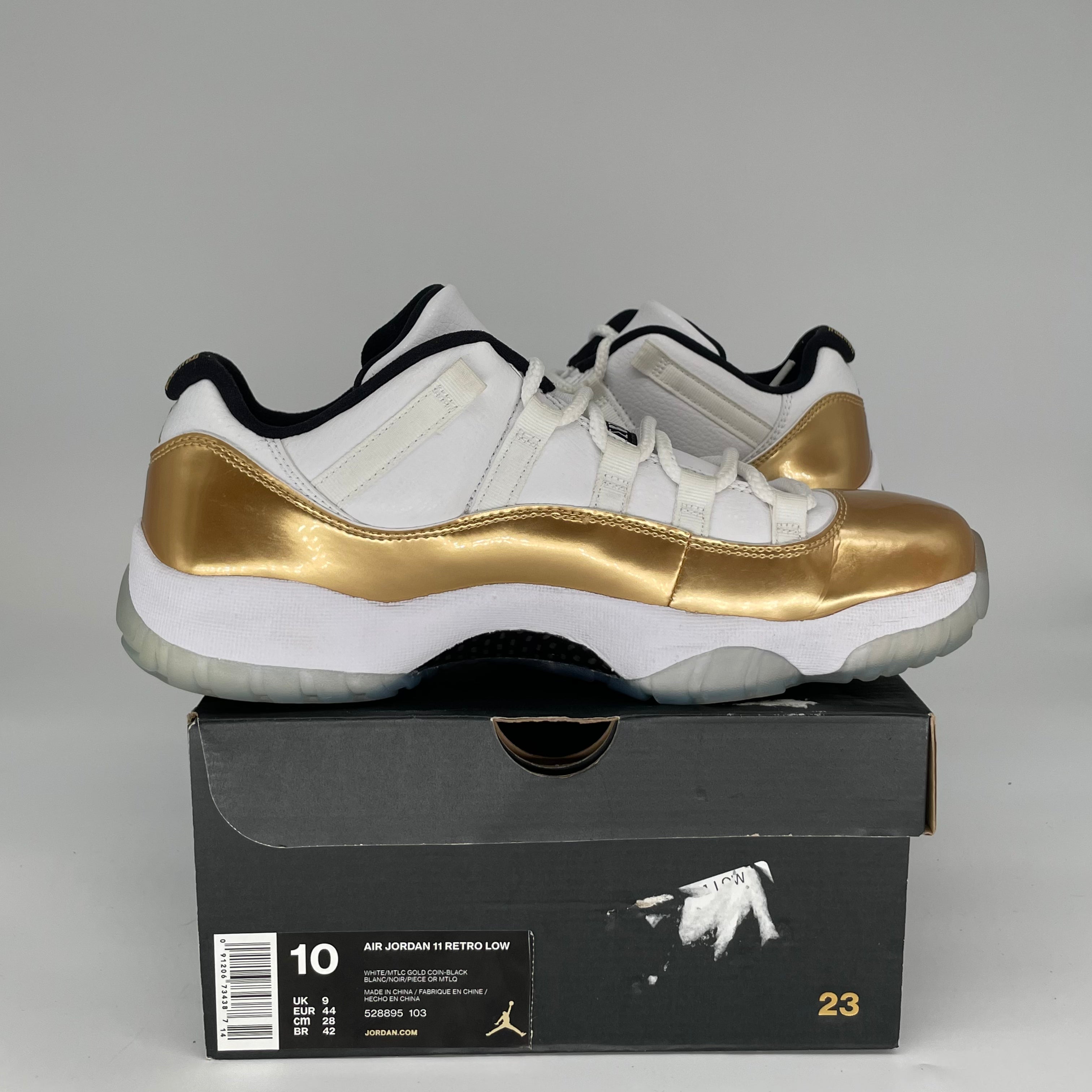 AIR JORDAN 11 LOW CLOSING CEREMONY SIZE 10 528895-103