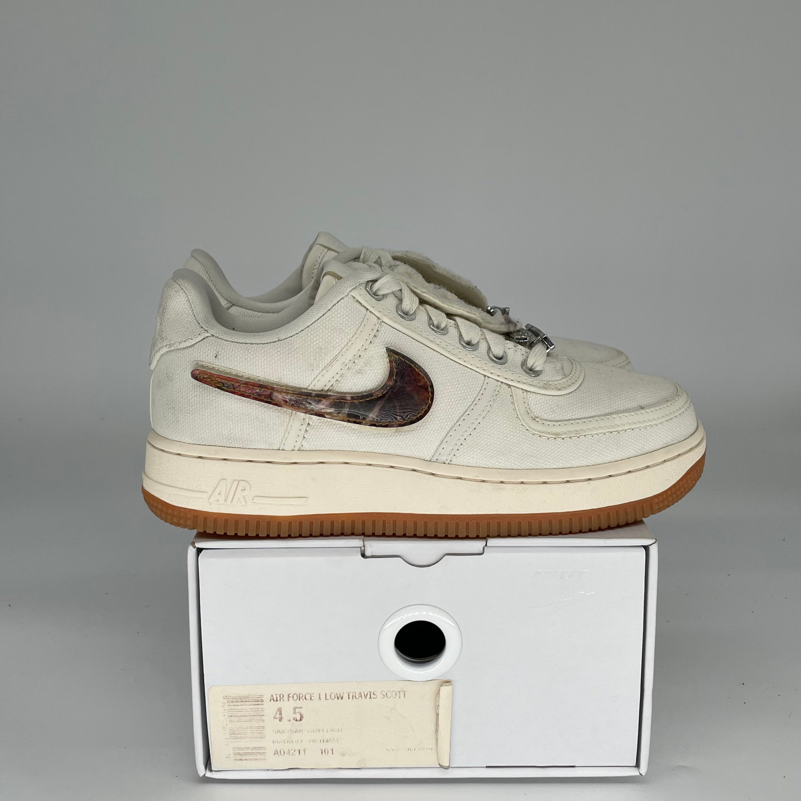 NIKE AIR FORCE 1 LOW TRAVIS SCOTT SAIL SIZE 4.5 AQ4211-101