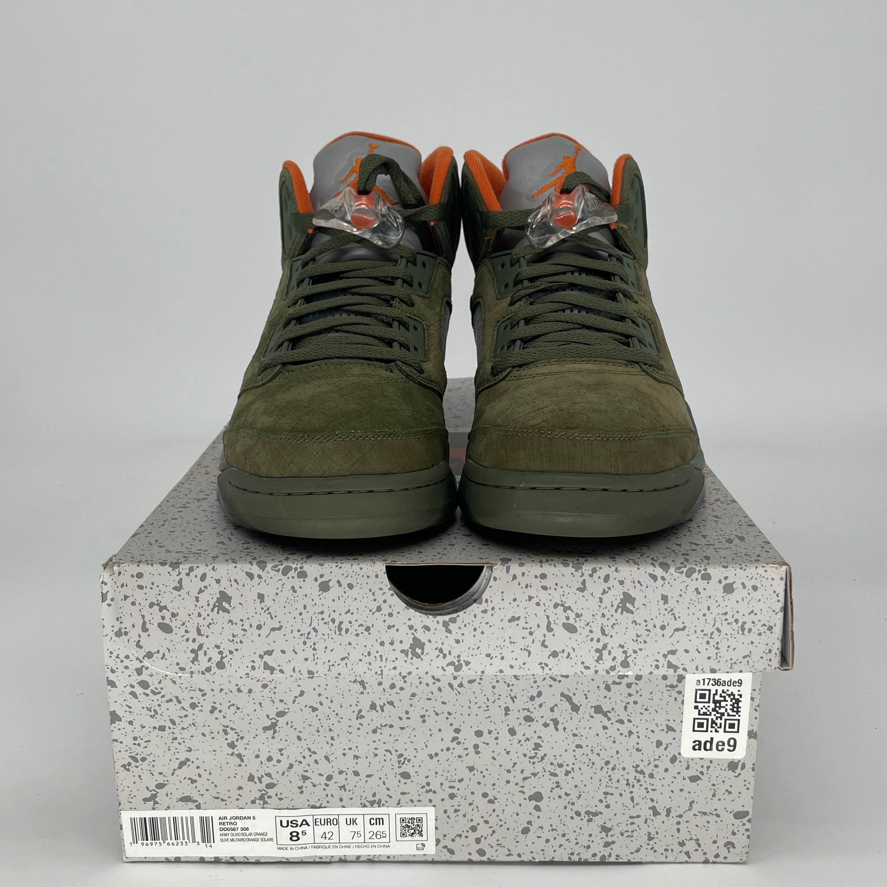 AIR JORDAN 5 OLIVE DD0587-308 SIZE 8.5/10W