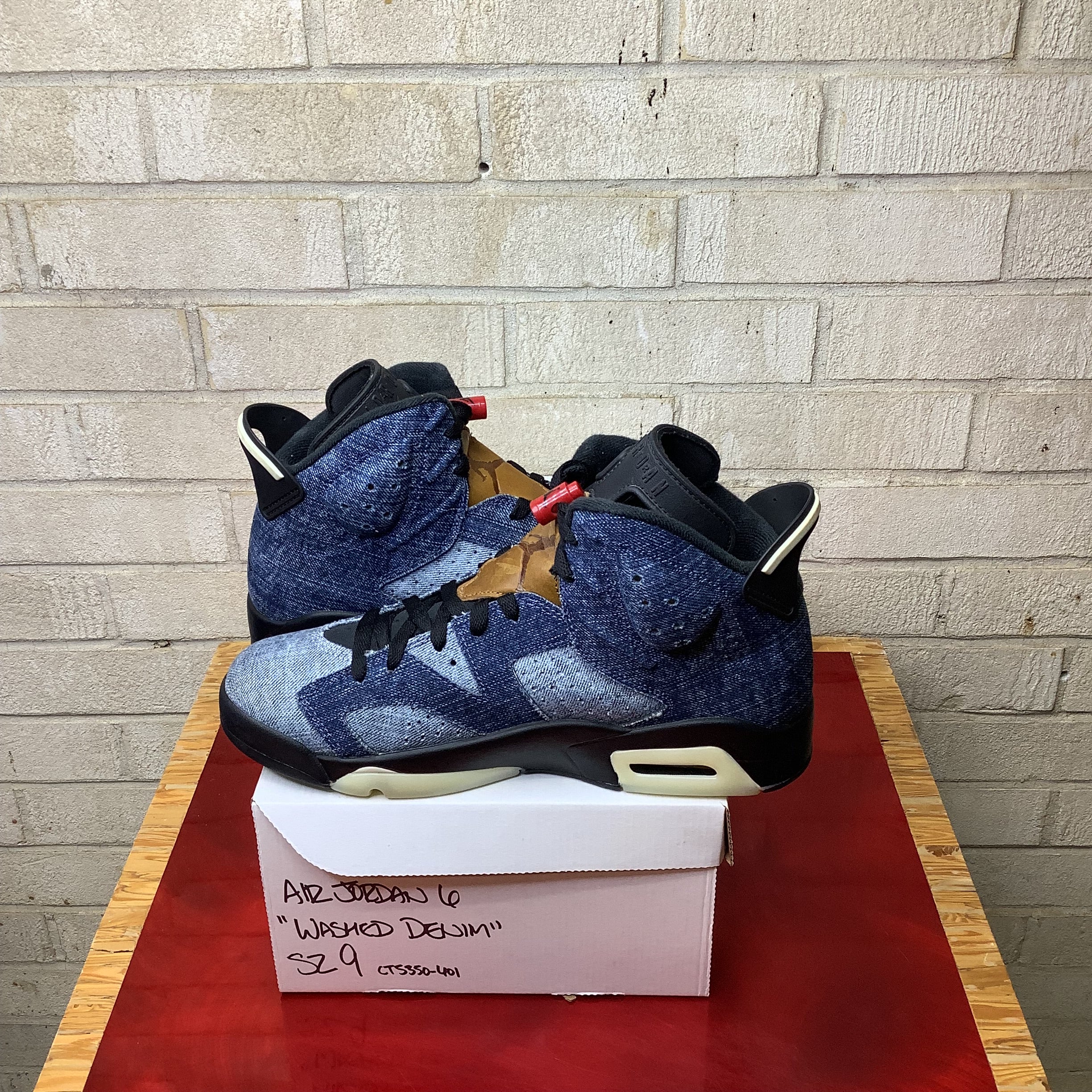 AIR JORDAN 6 WASHED DENIM SIZE 9 CT5350-401