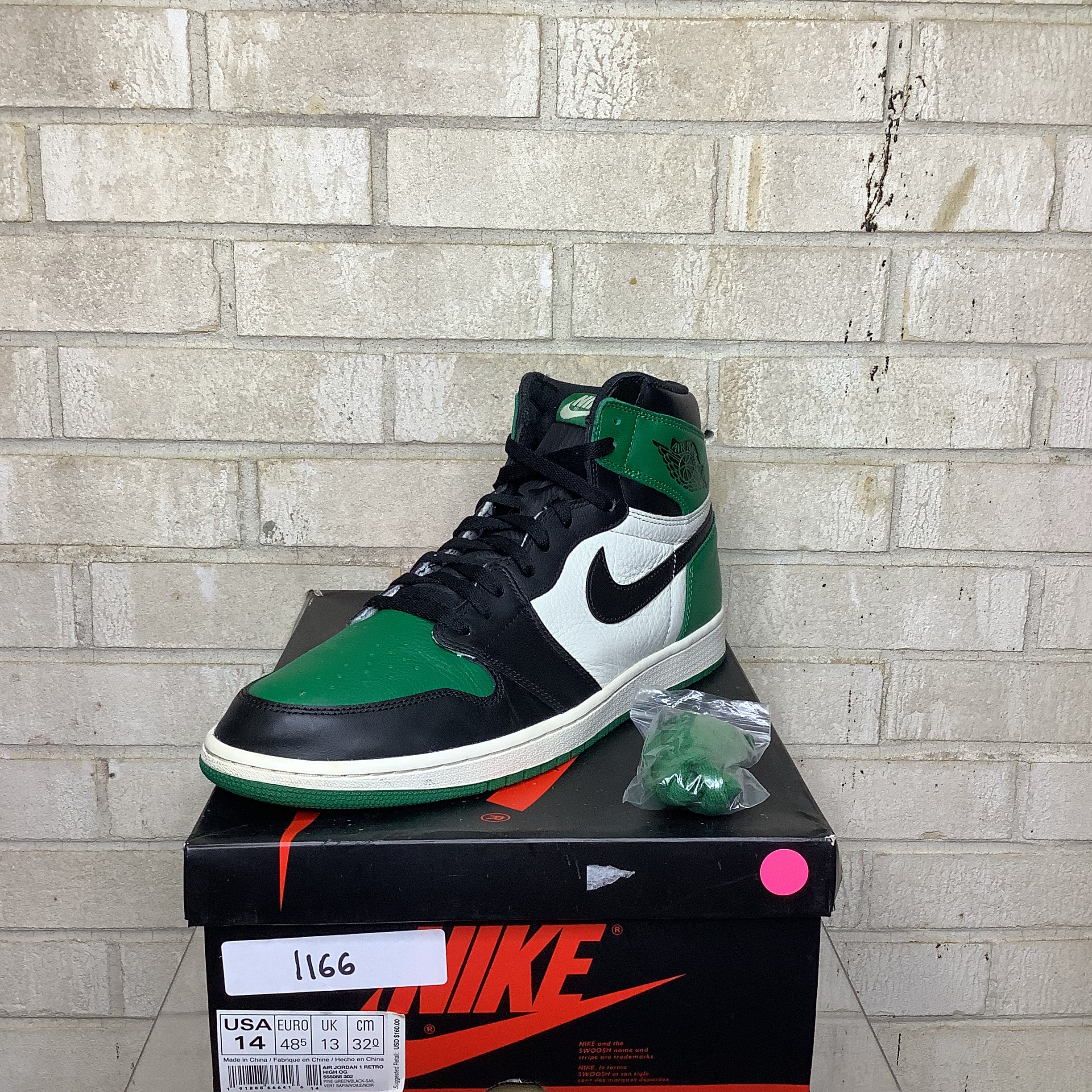 Air Jordan 1 Pine Green Size 14 555088-302