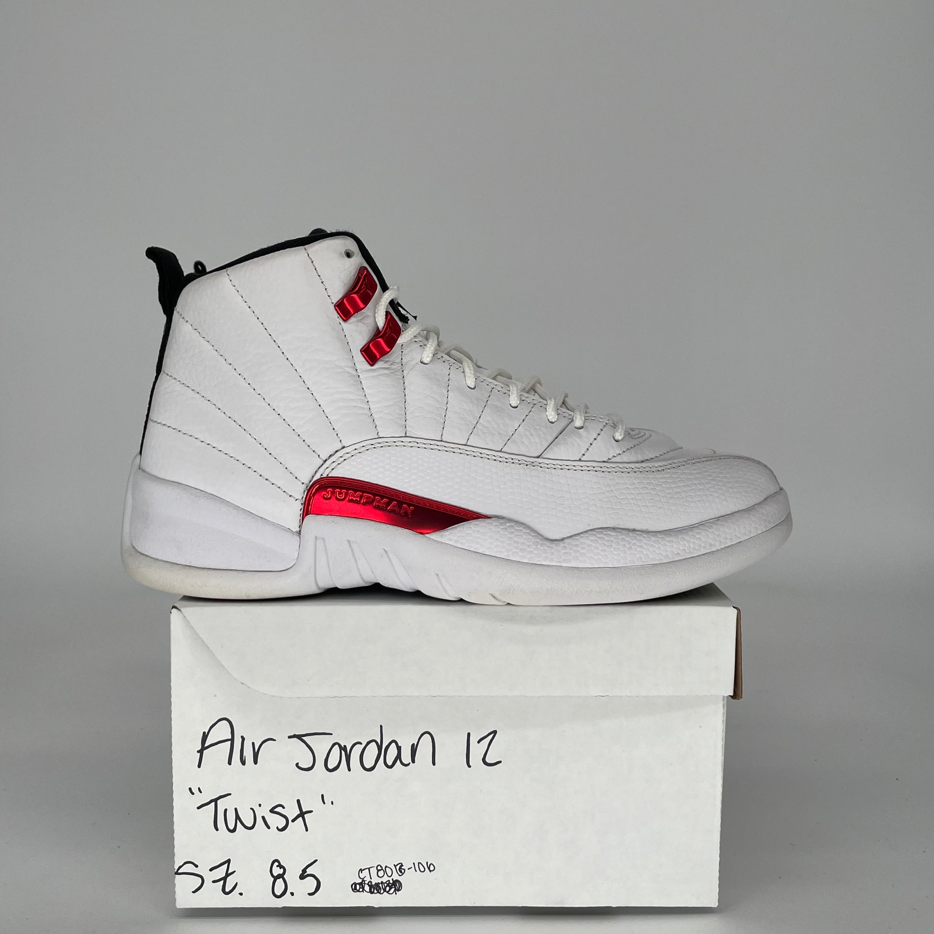 AIR JORDAN 12 TWIST SIZE 8.5 CT8013-106