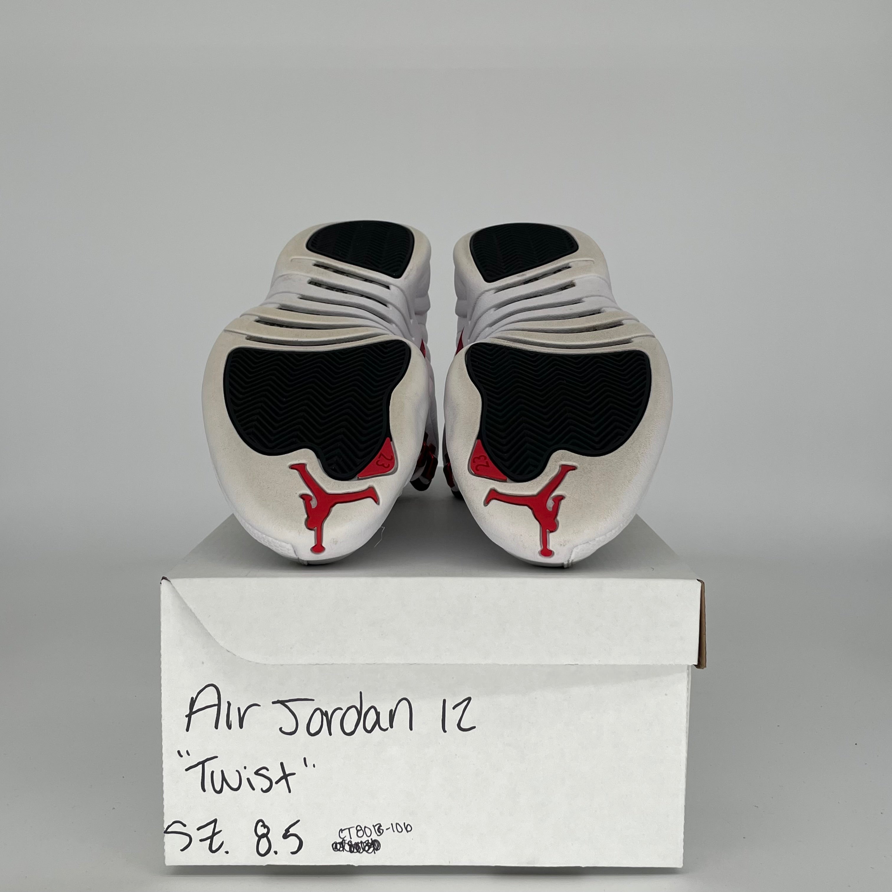 AIR JORDAN 12 TWIST SIZE 8.5 CT8013-106