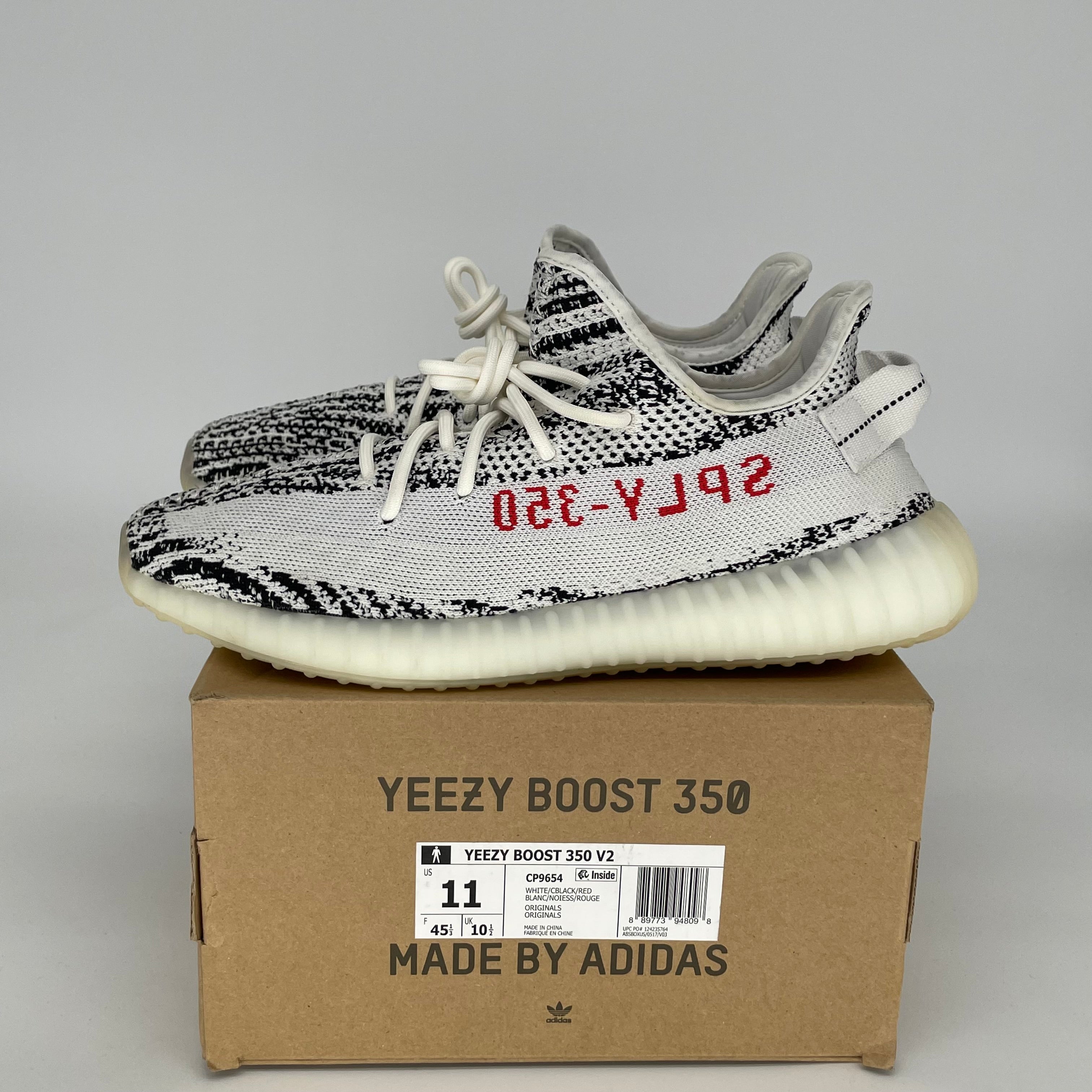 ADIDAS YEEZY 350 V2 ZEBRA SIZE 11 CP9654