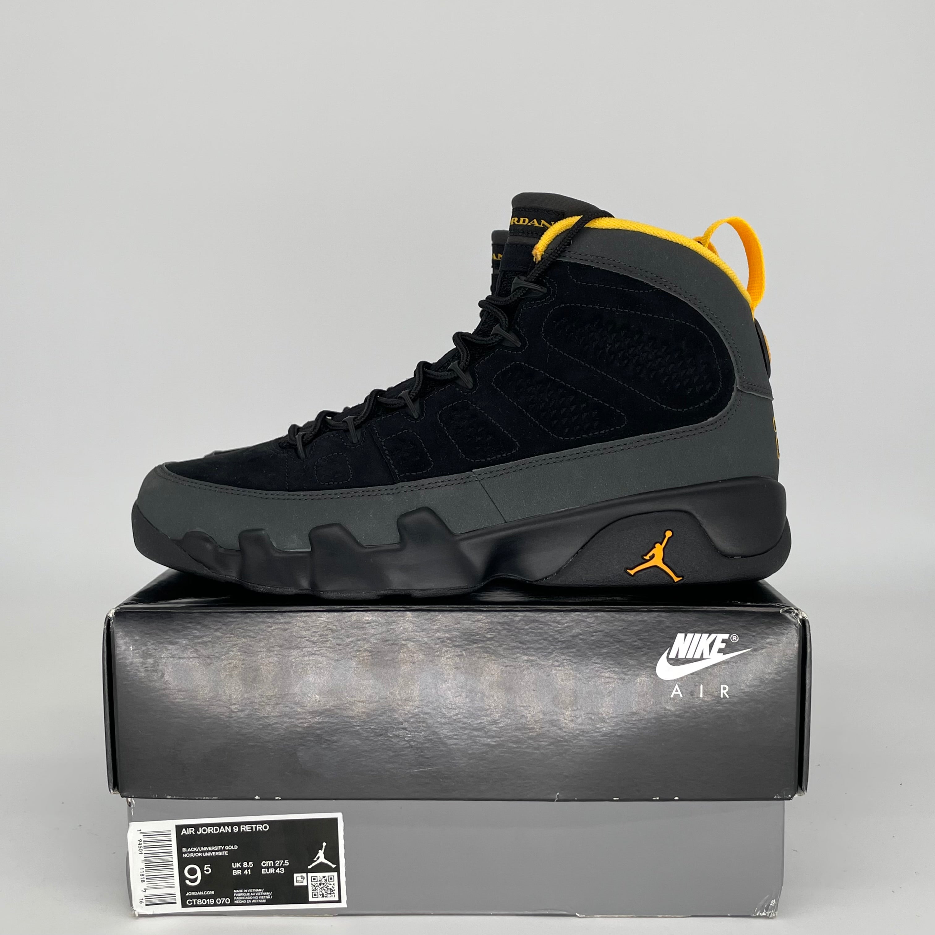 AIR JORDAN 9 UNIVERSITY GOLD SIZE 9.5 CT8019-070