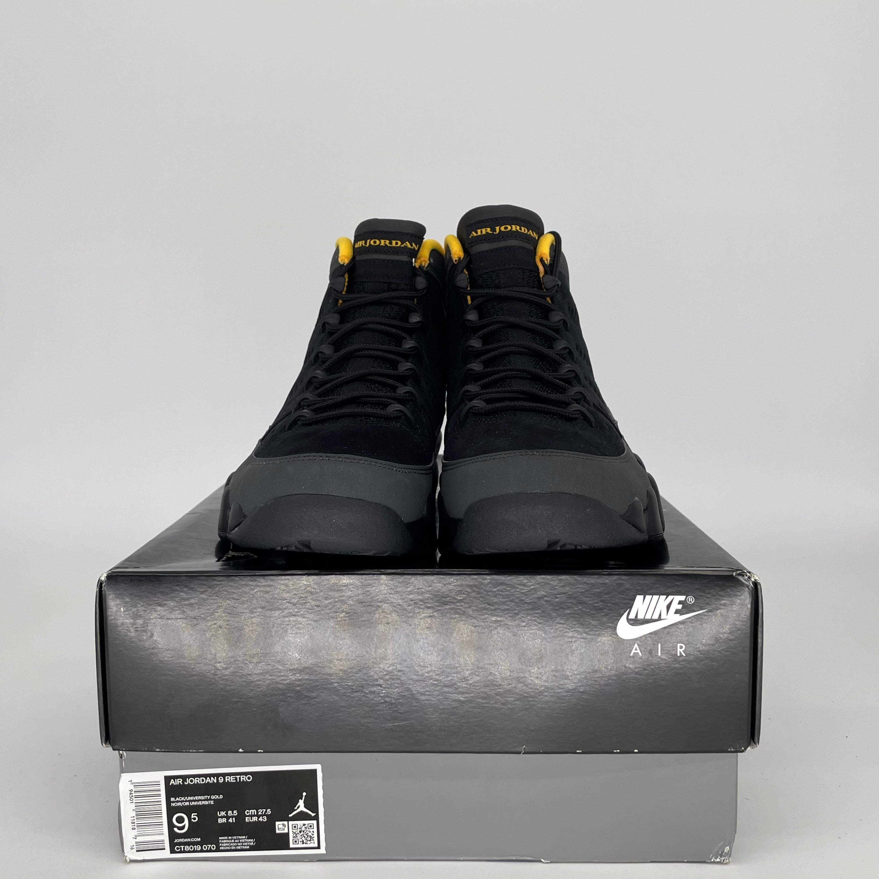 AIR JORDAN 9 UNIVERSITY GOLD SIZE 9.5 CT8019-070