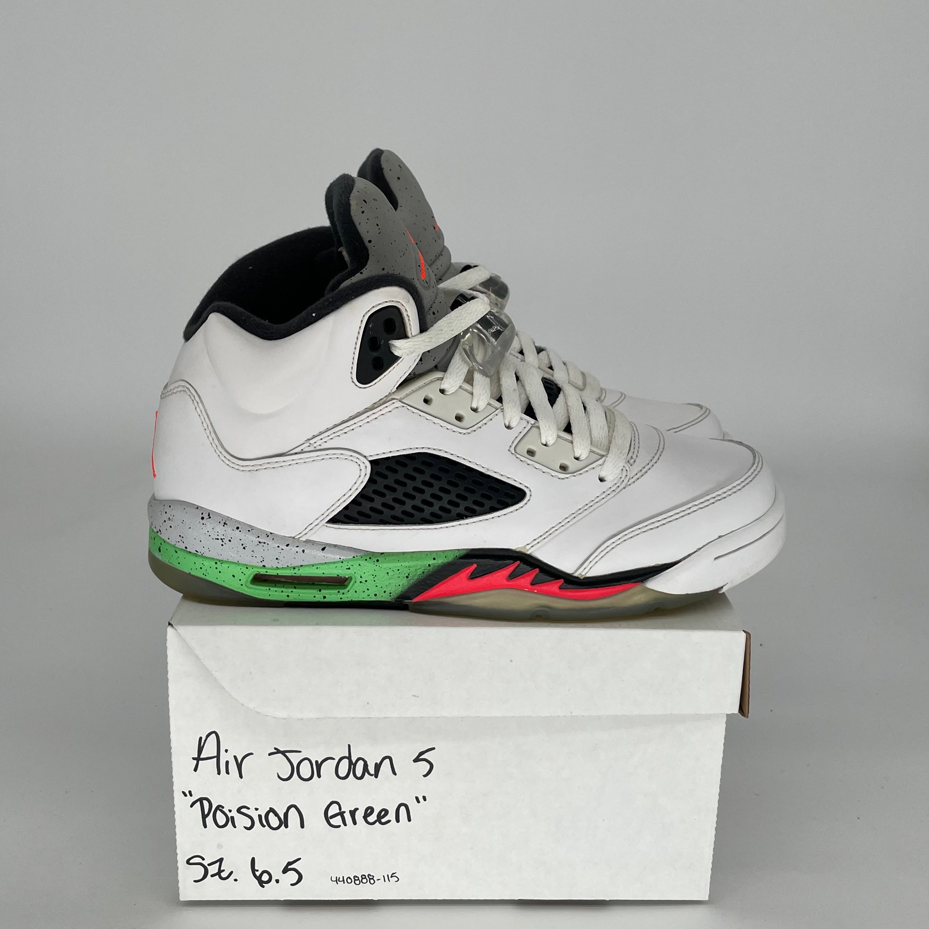 AIR JORDAN 5 POISON GREEN SIZE 6.5Y 440888-115