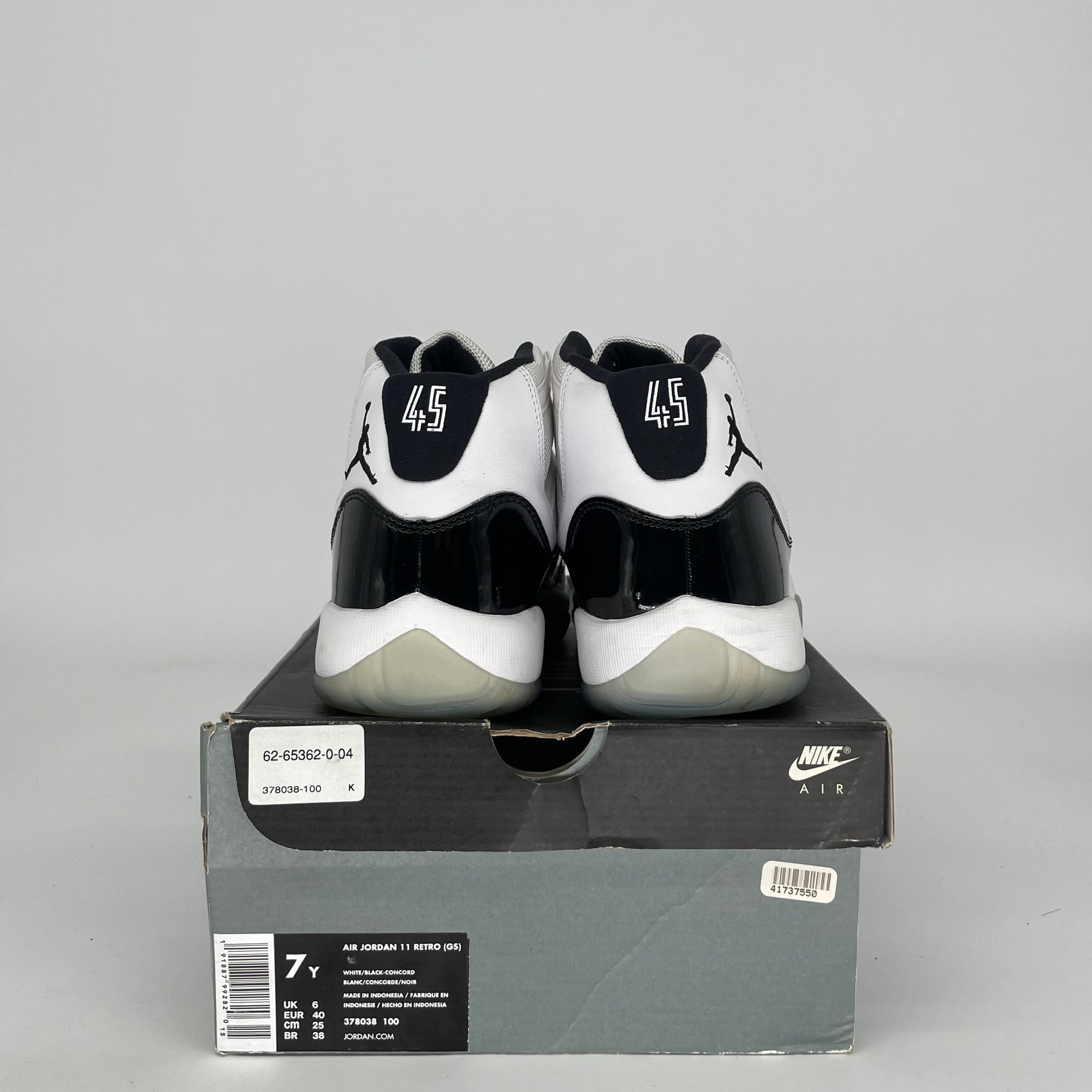 AIR JORDAN 11 CONCORD SIZE 7Y 378038-100