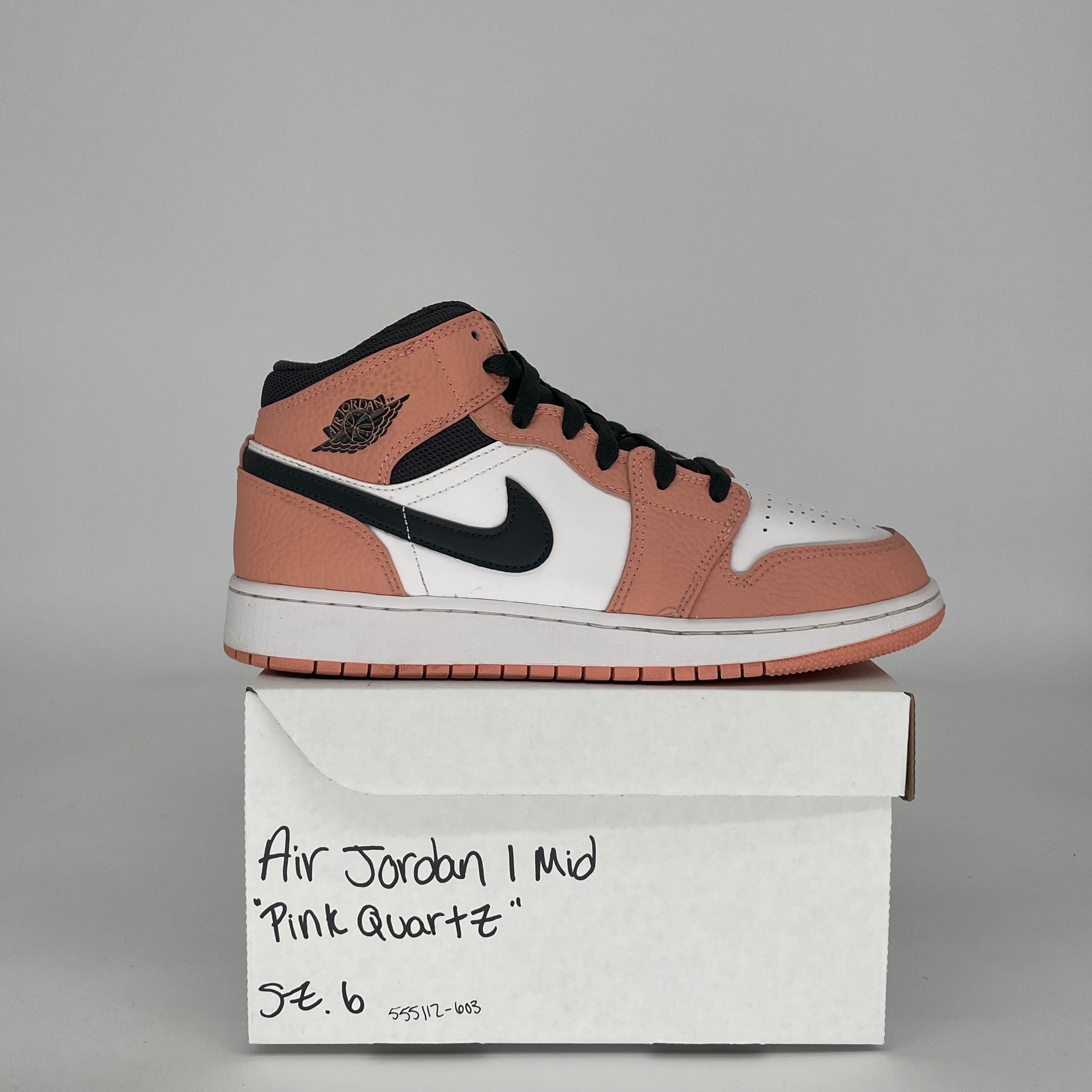 AIR JORDAN 1 MID PINK QUARTZ SIZE 6Y 555112-603