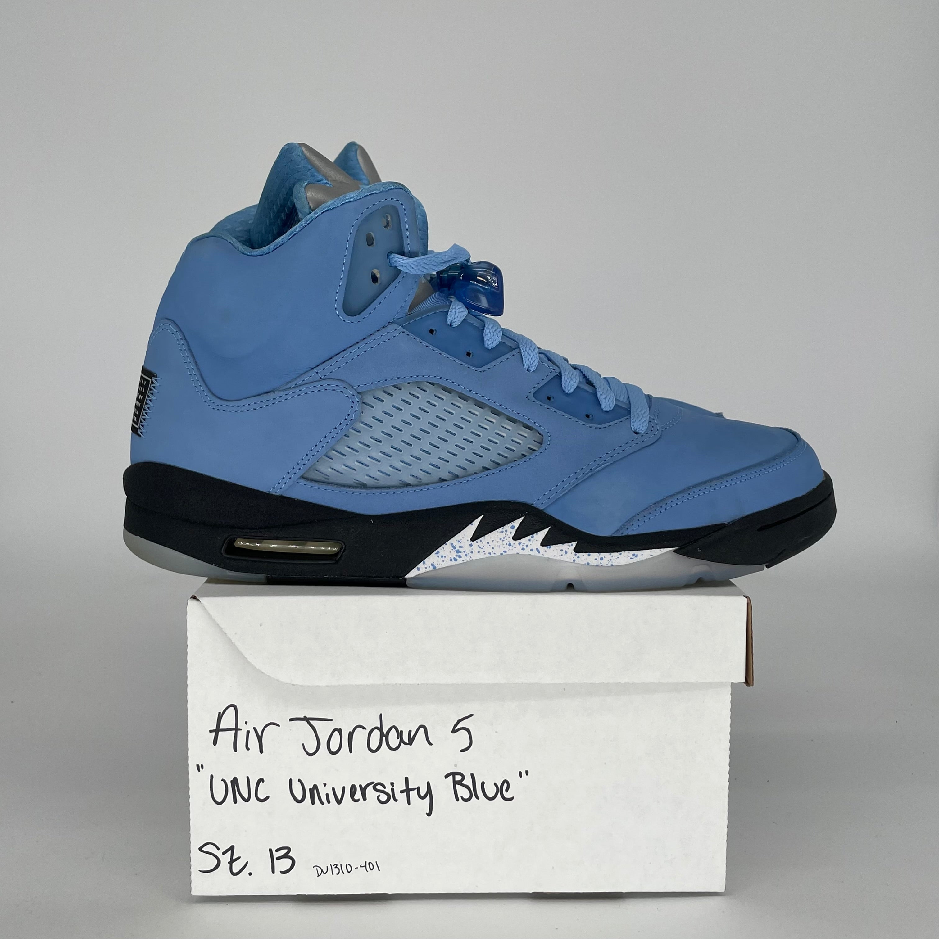 AIR JORDAN 5 UNIVERSITY BLUE SIZE 13 DV1310-401