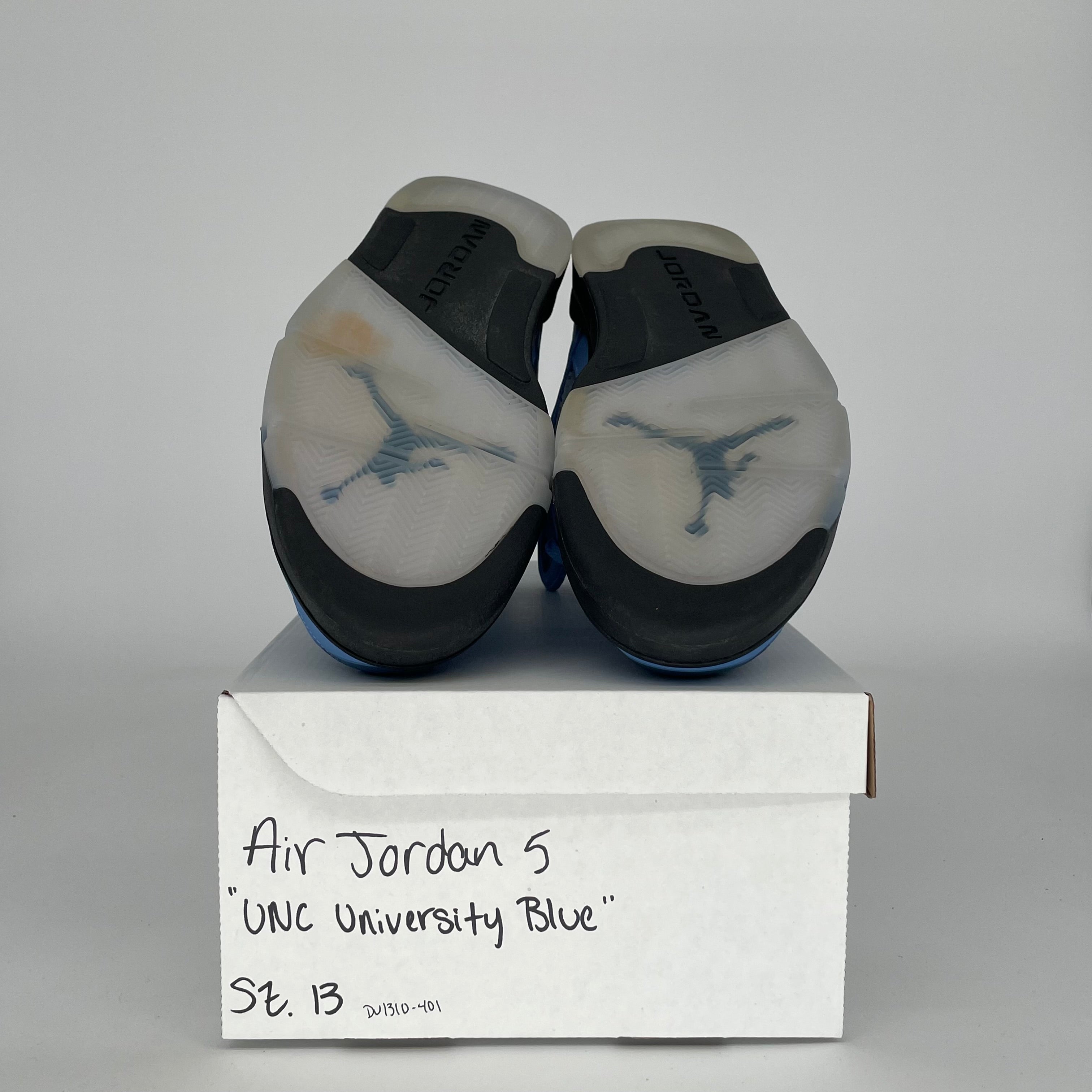 AIR JORDAN 5 UNIVERSITY BLUE SIZE 13 DV1310-401