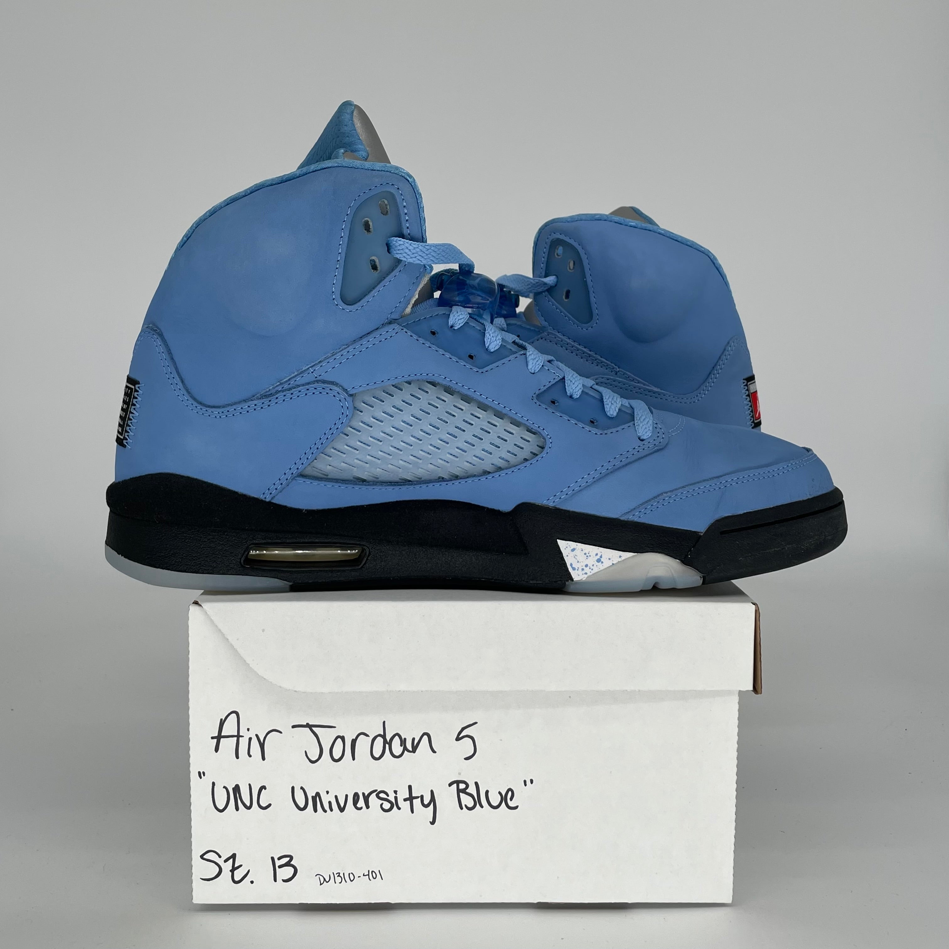 AIR JORDAN 5 UNIVERSITY BLUE SIZE 13 DV1310-401