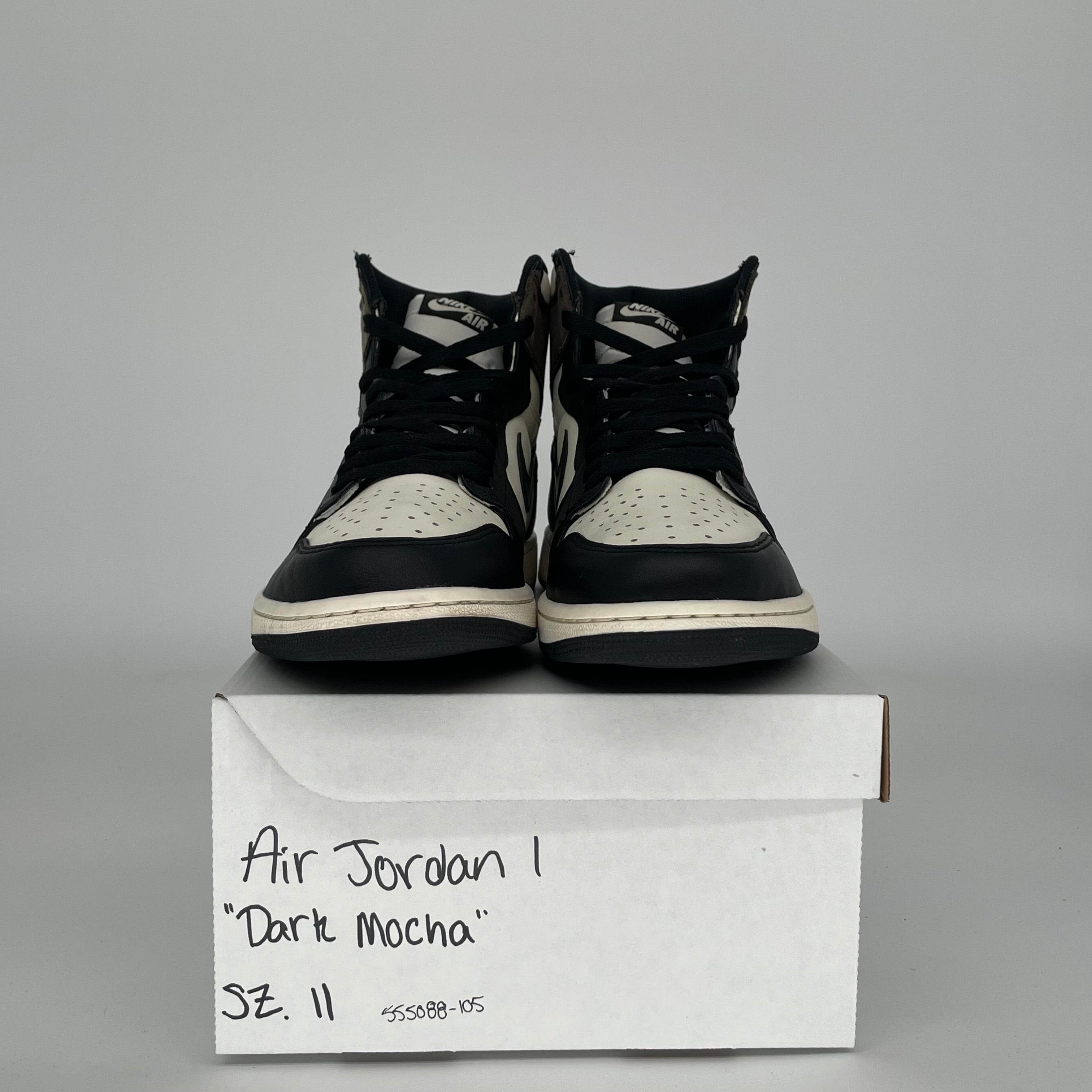 AIR JORDAN 1 DARK MOCHA SIZE 11 555088-105