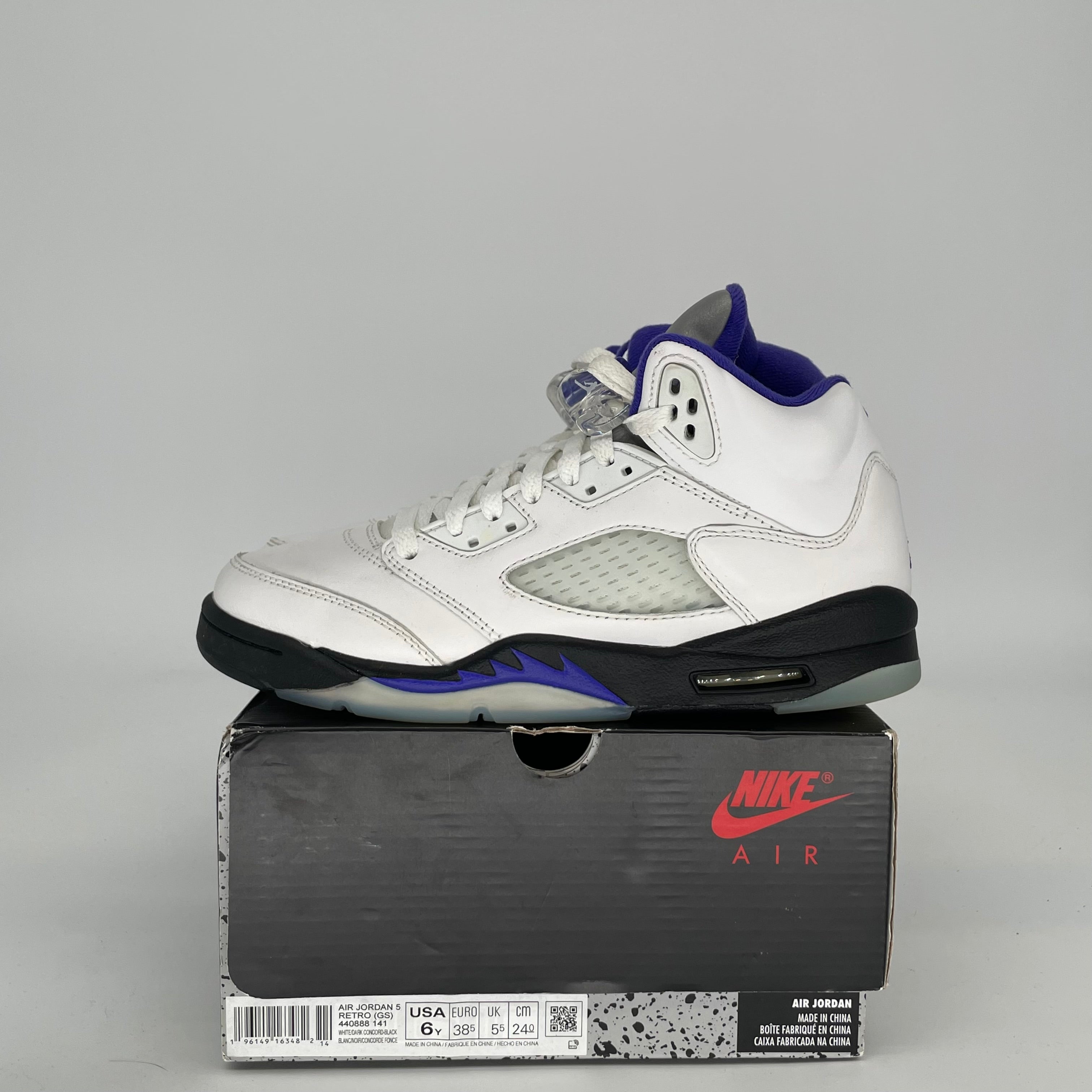 AIR JORDAN 5 DARK CONCORD SIZE 6Y 440888-141