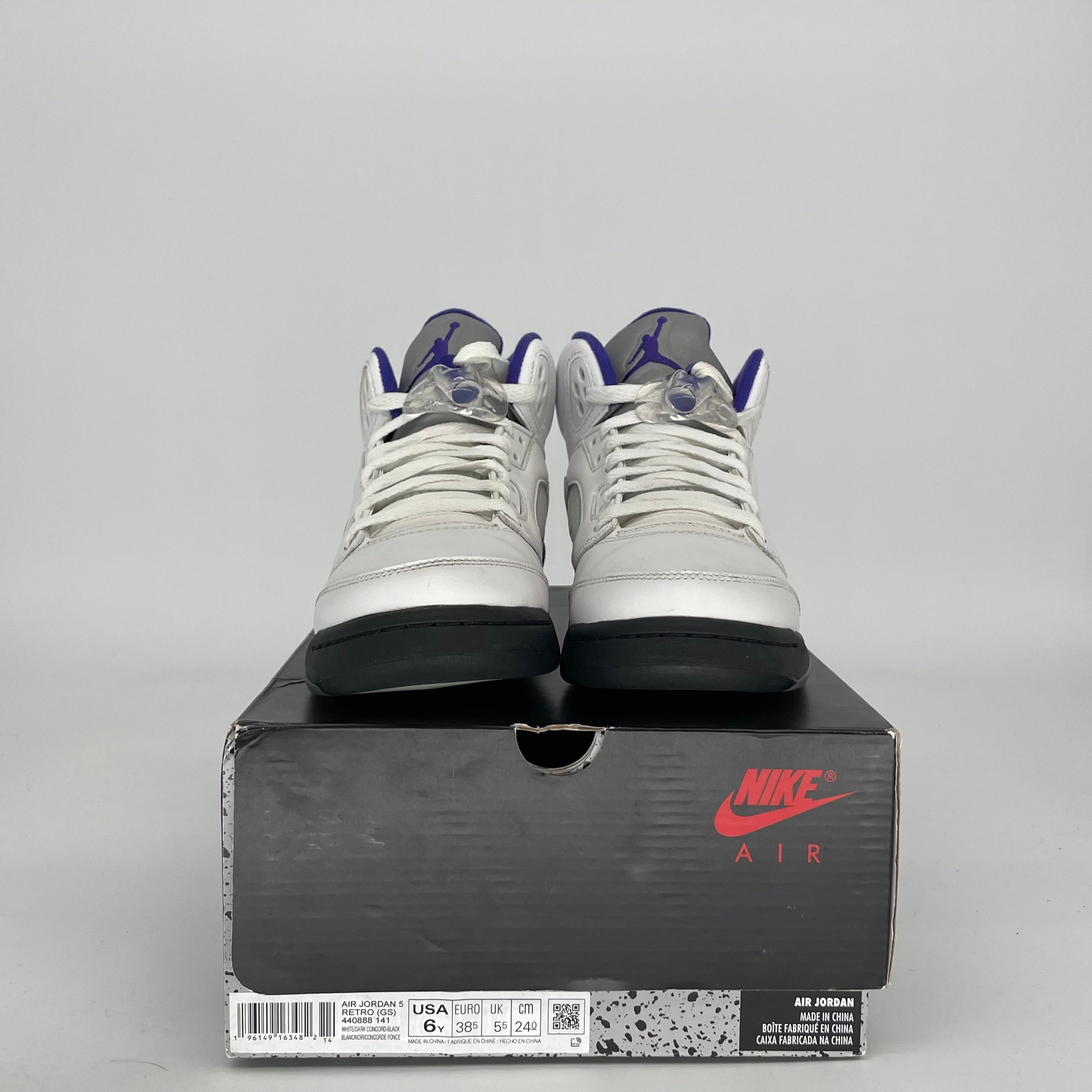 AIR JORDAN 5 DARK CONCORD SIZE 6Y 440888-141